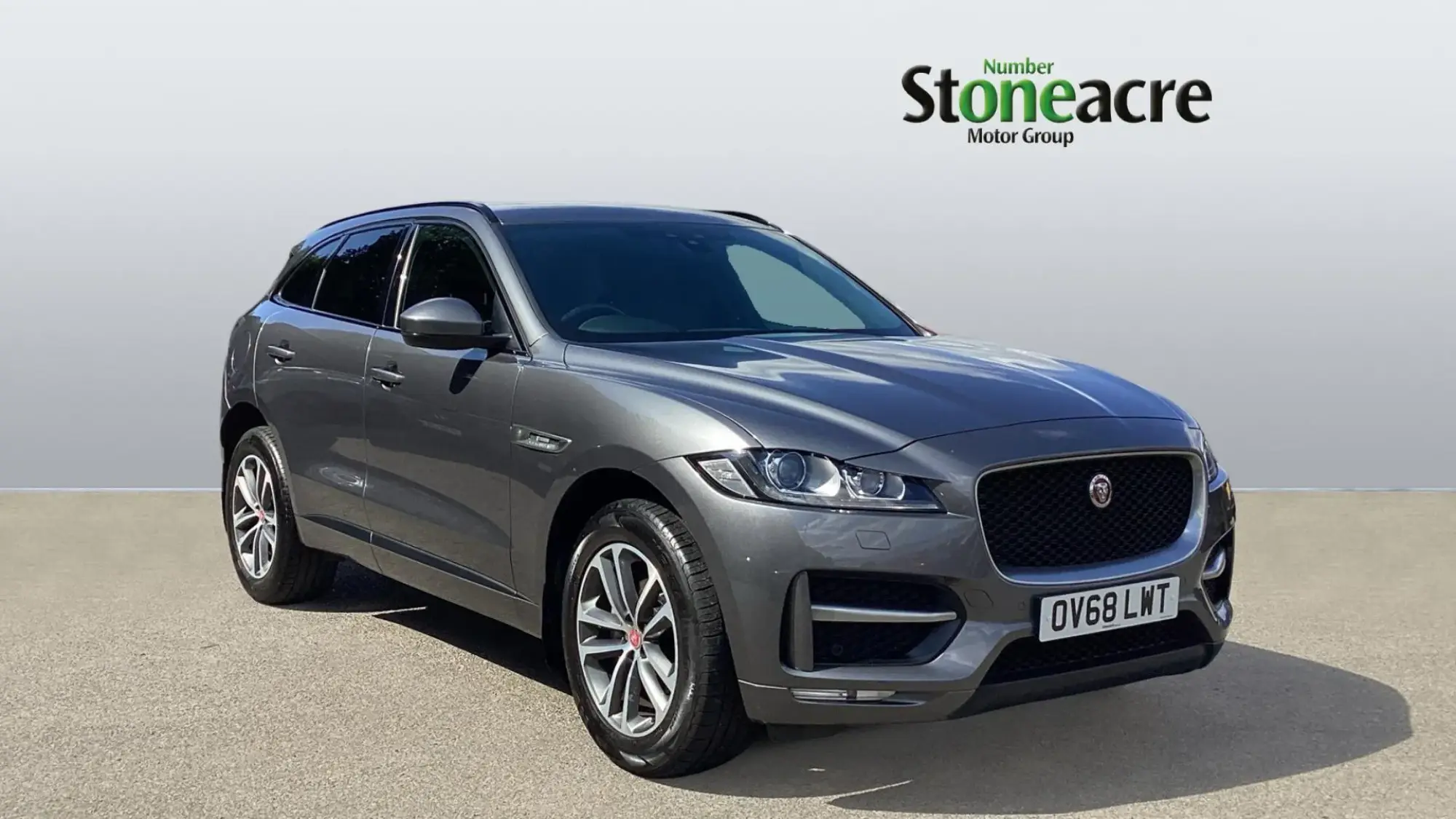 Jaguar F-Pace 2.0d R-Sport 5dr Auto AWD OV68LWT Image 2