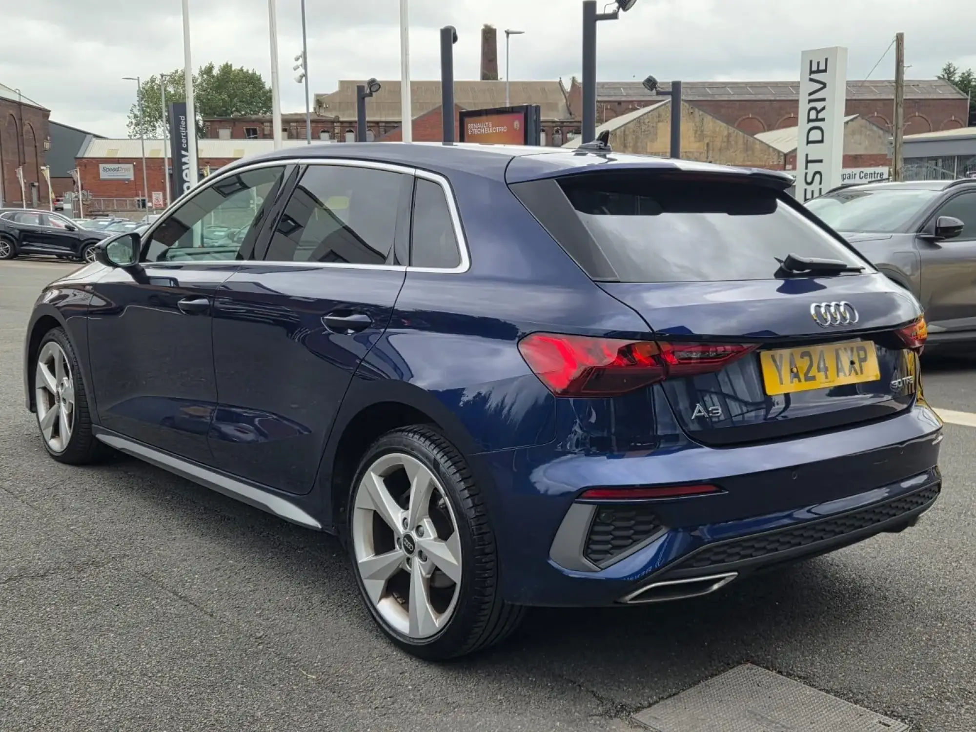 Audi A3 Image 4 Audi A3 Image 4