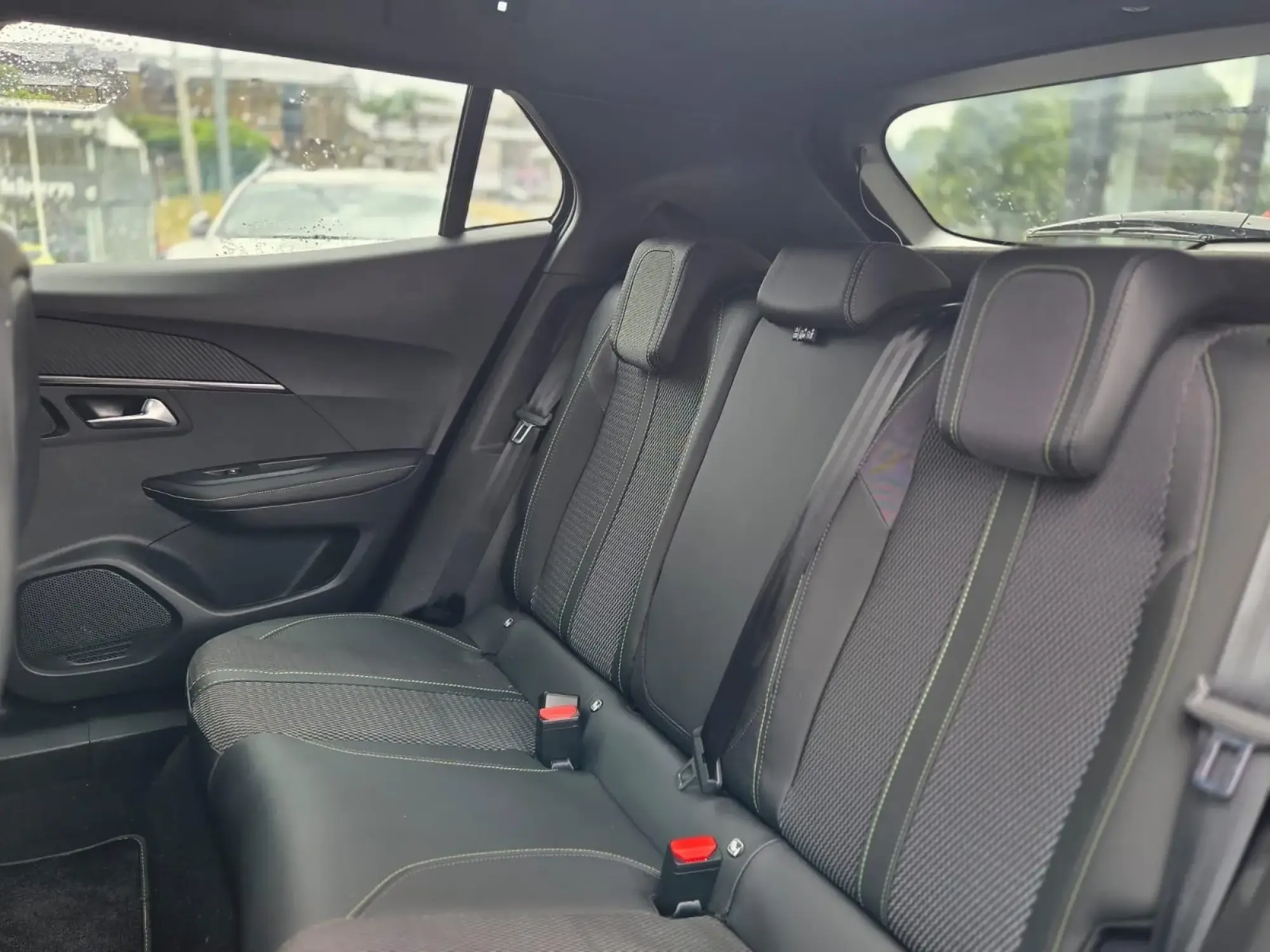 Peugeot 2008 Image 13