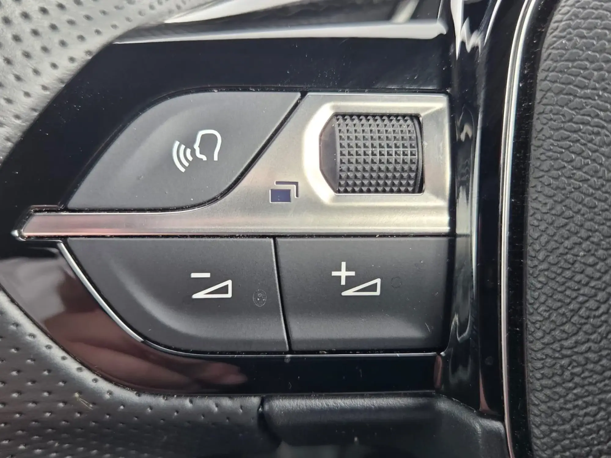 Peugeot 2008 Image 17