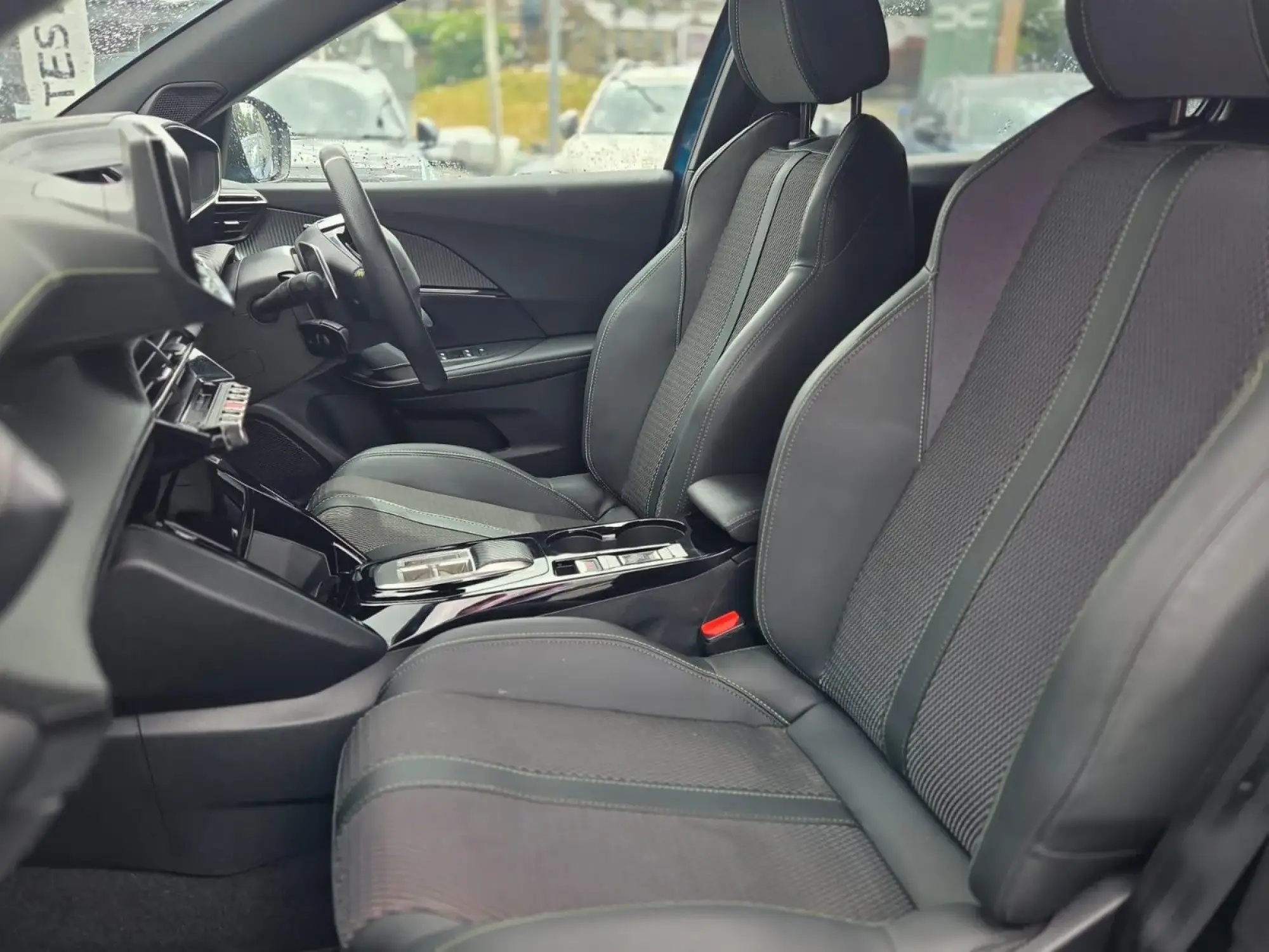 Peugeot 2008 Image 30