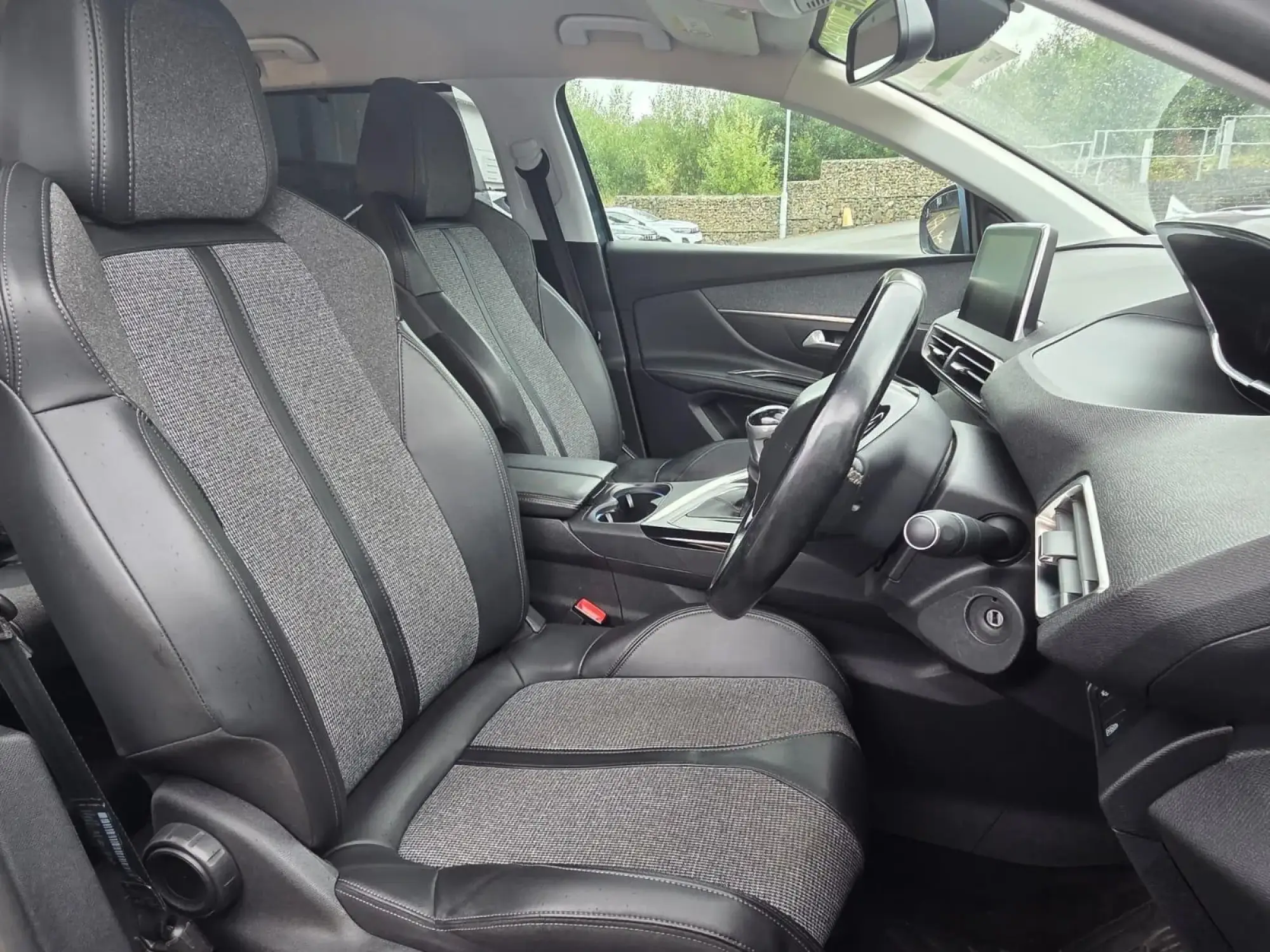 Peugeot 5008 Image 9 Peugeot 5008 Image 9