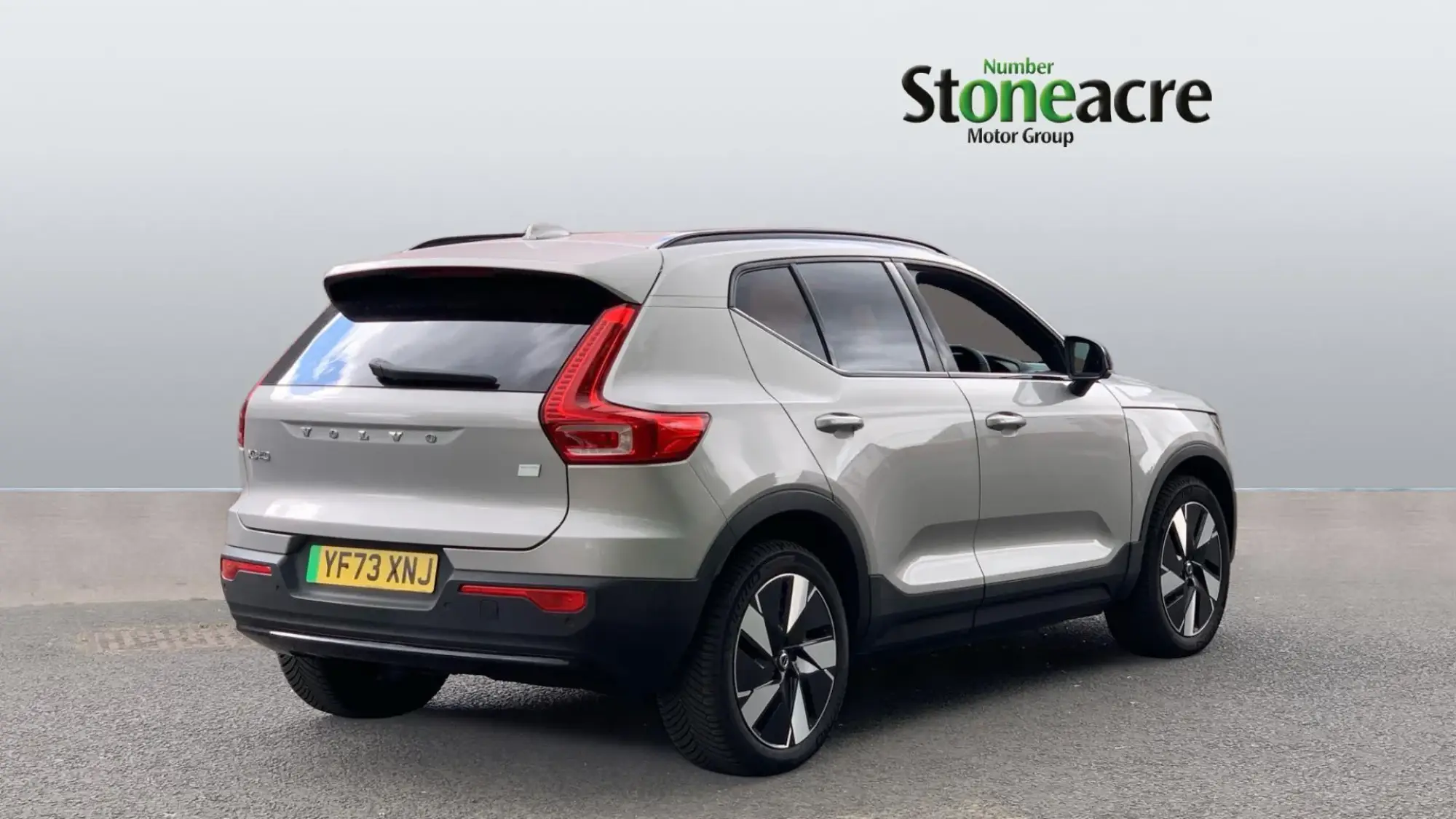 Volvo XC40 Recharge Electric Image 2