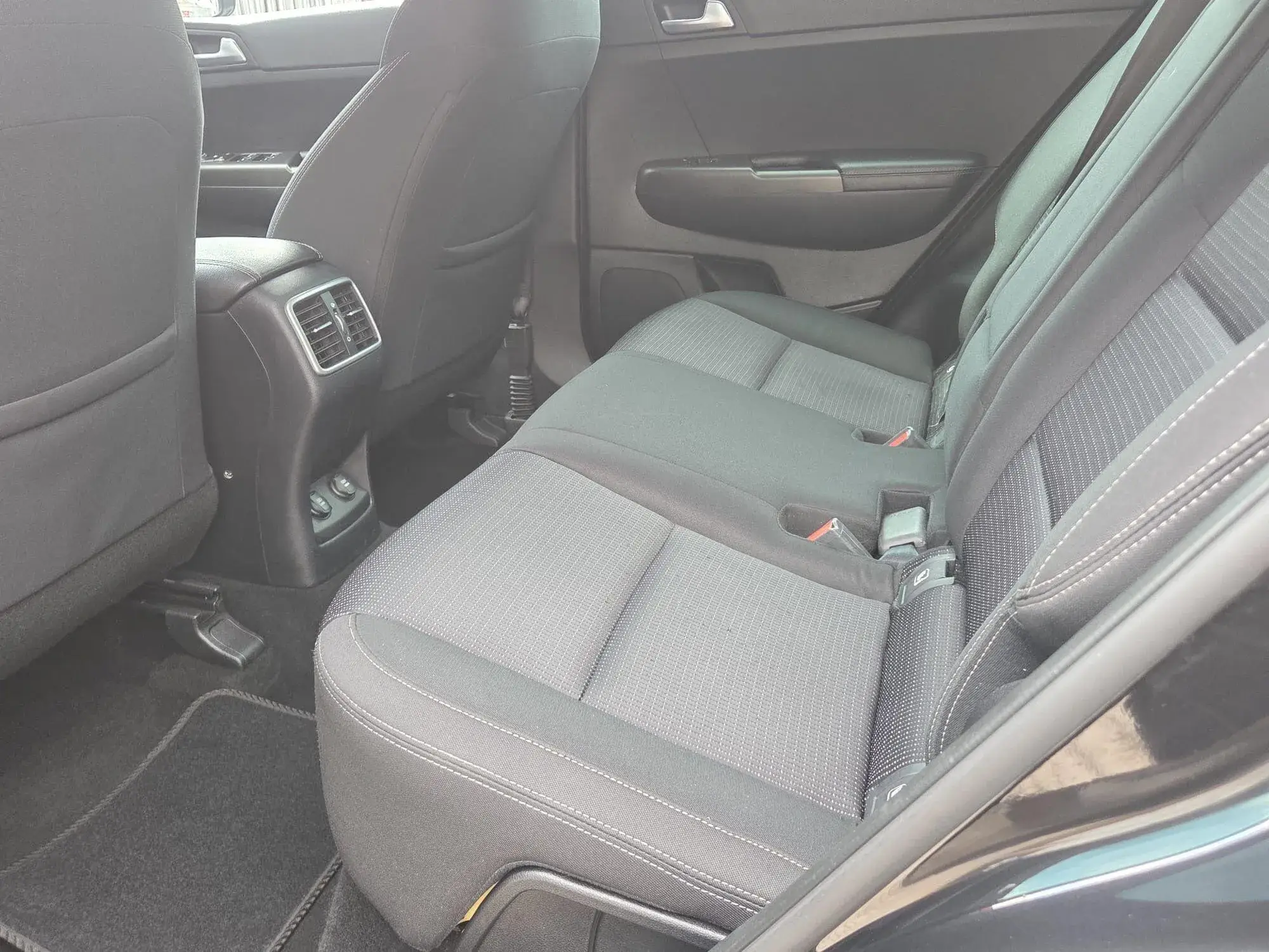 Kia Sportage Image 14 Kia Sportage Image 14