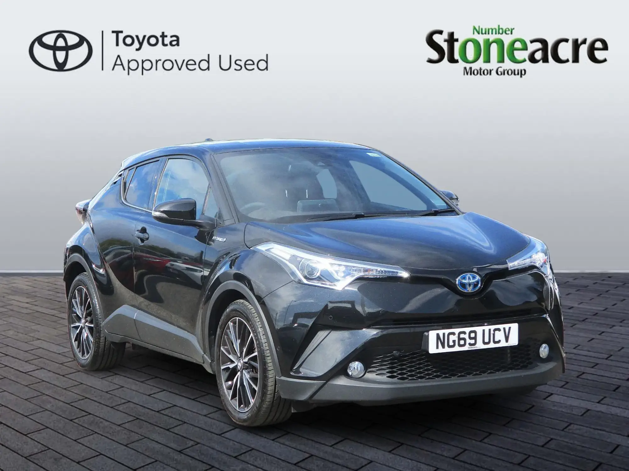 Toyota C-HR Self-Charging Hybrid 1.8 VVT-h Excel SUV 5dr Petrol Hybrid CVT Euro 6 (s/s) (122 ps) NG69UCV Image 1