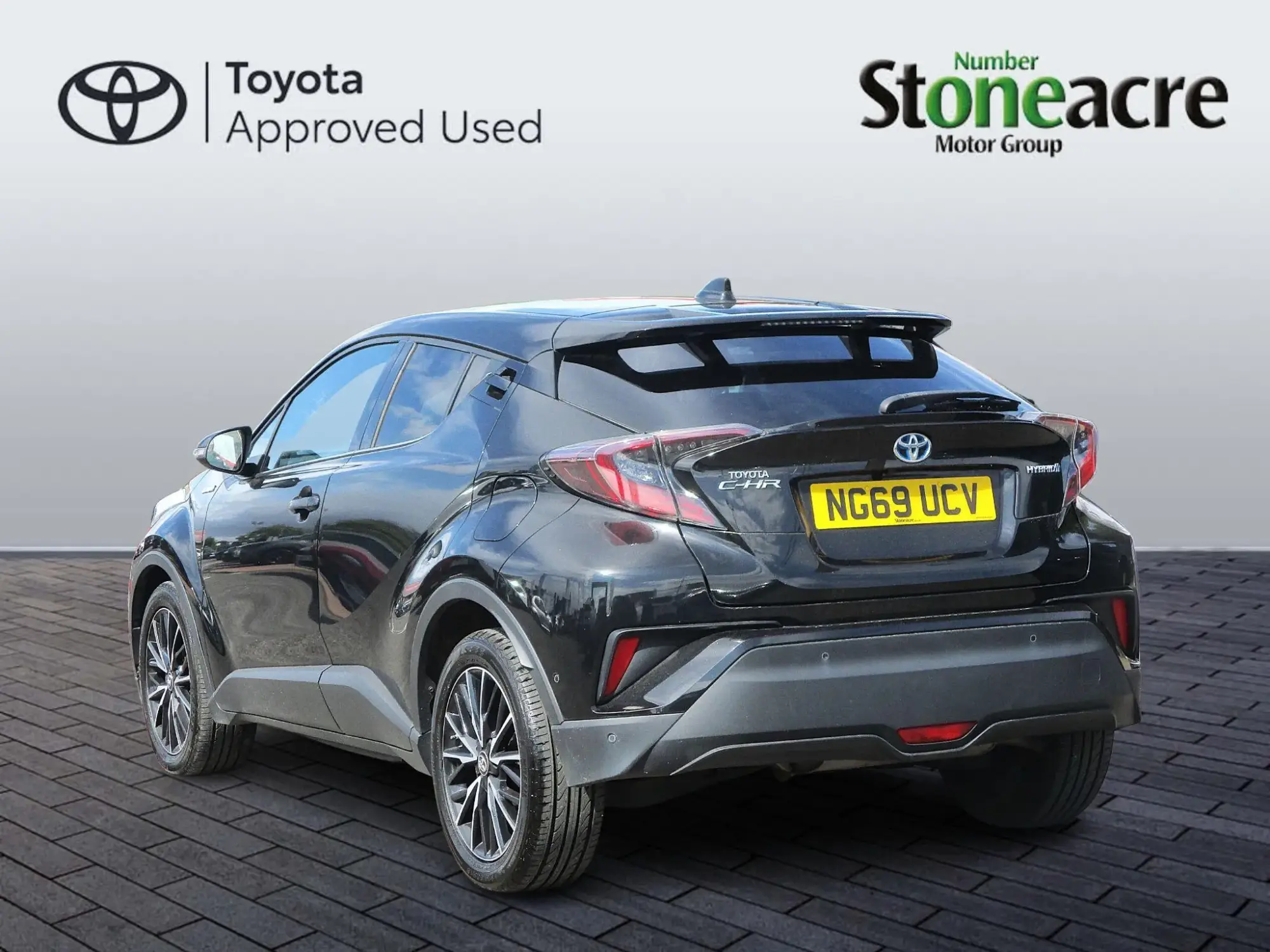 Toyota C-HR Self-Charging Hybrid Image 5 Toyota C-HR Self-Charging Hybrid Image 5
