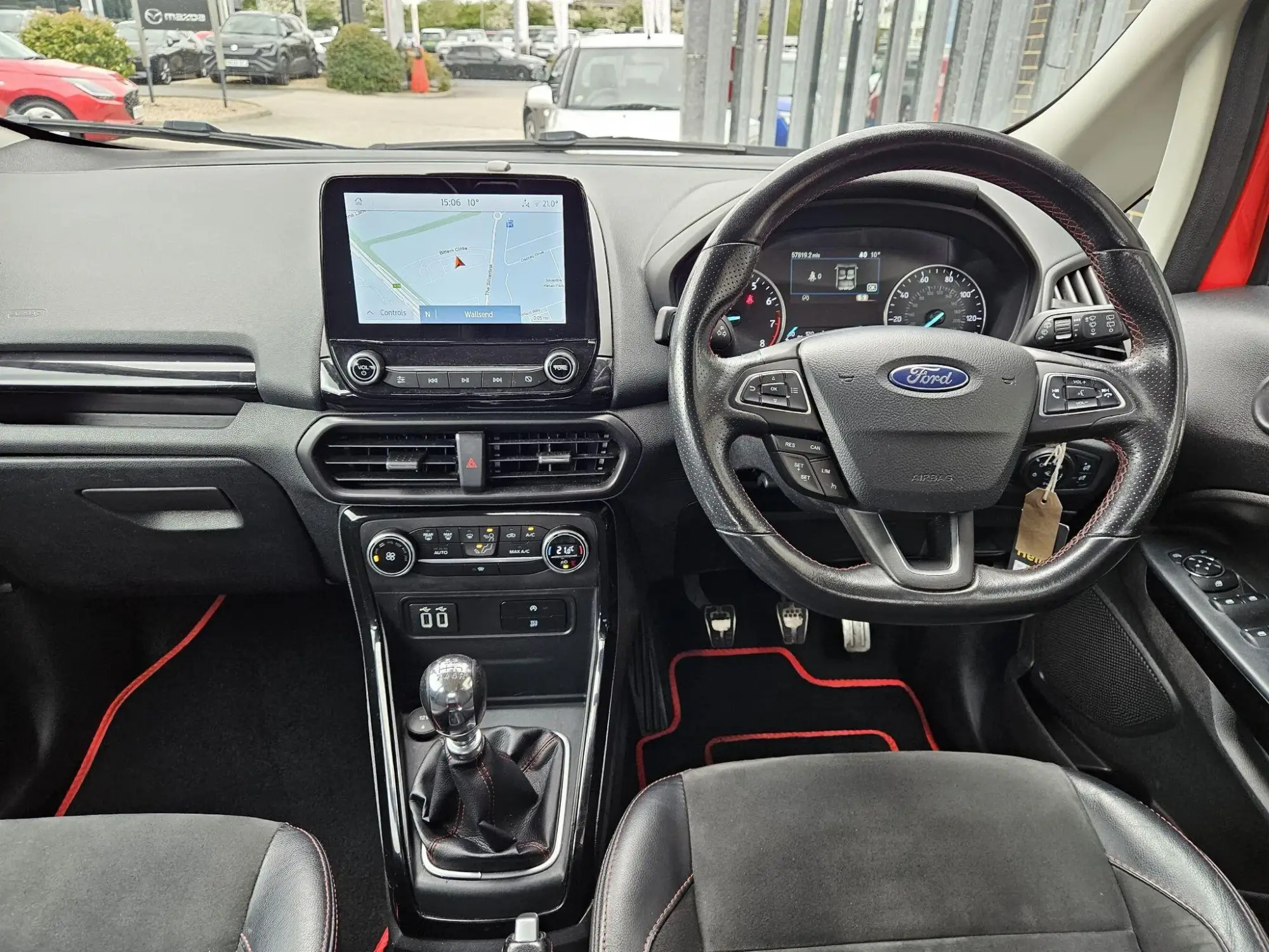 Ford EcoSport Image 12