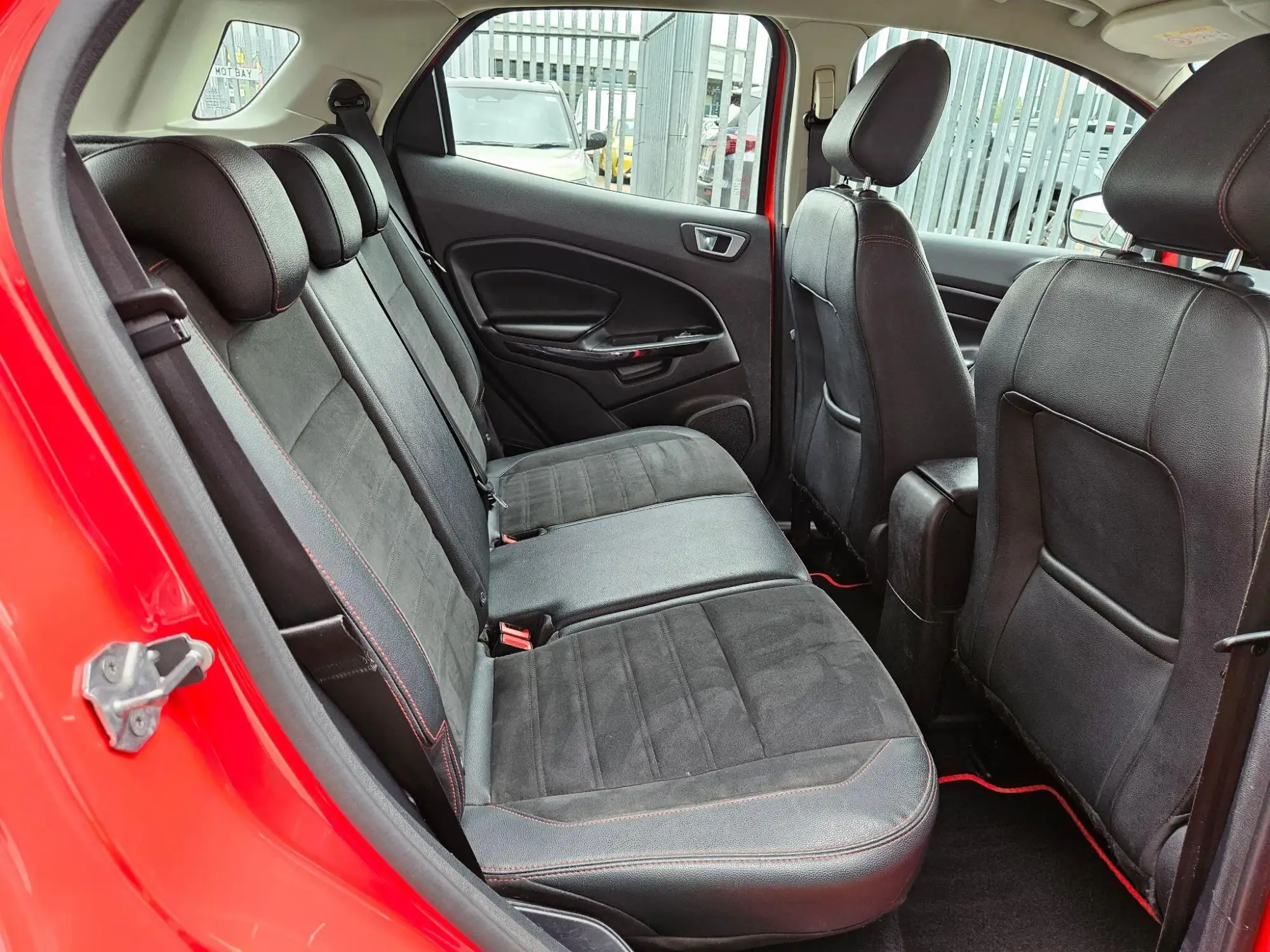 Ford EcoSport Image 18