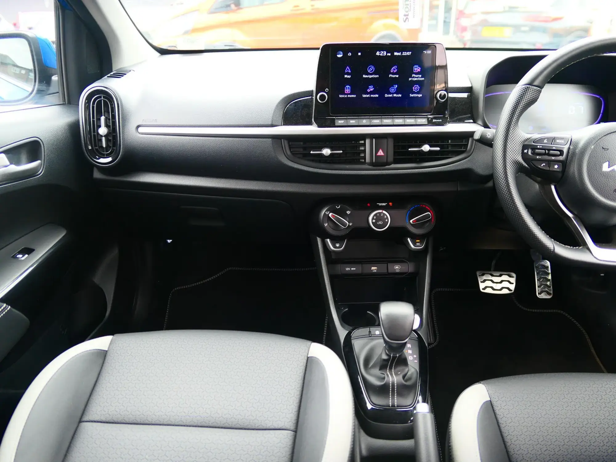 Kia Picanto Image 10 Kia Picanto Image 10