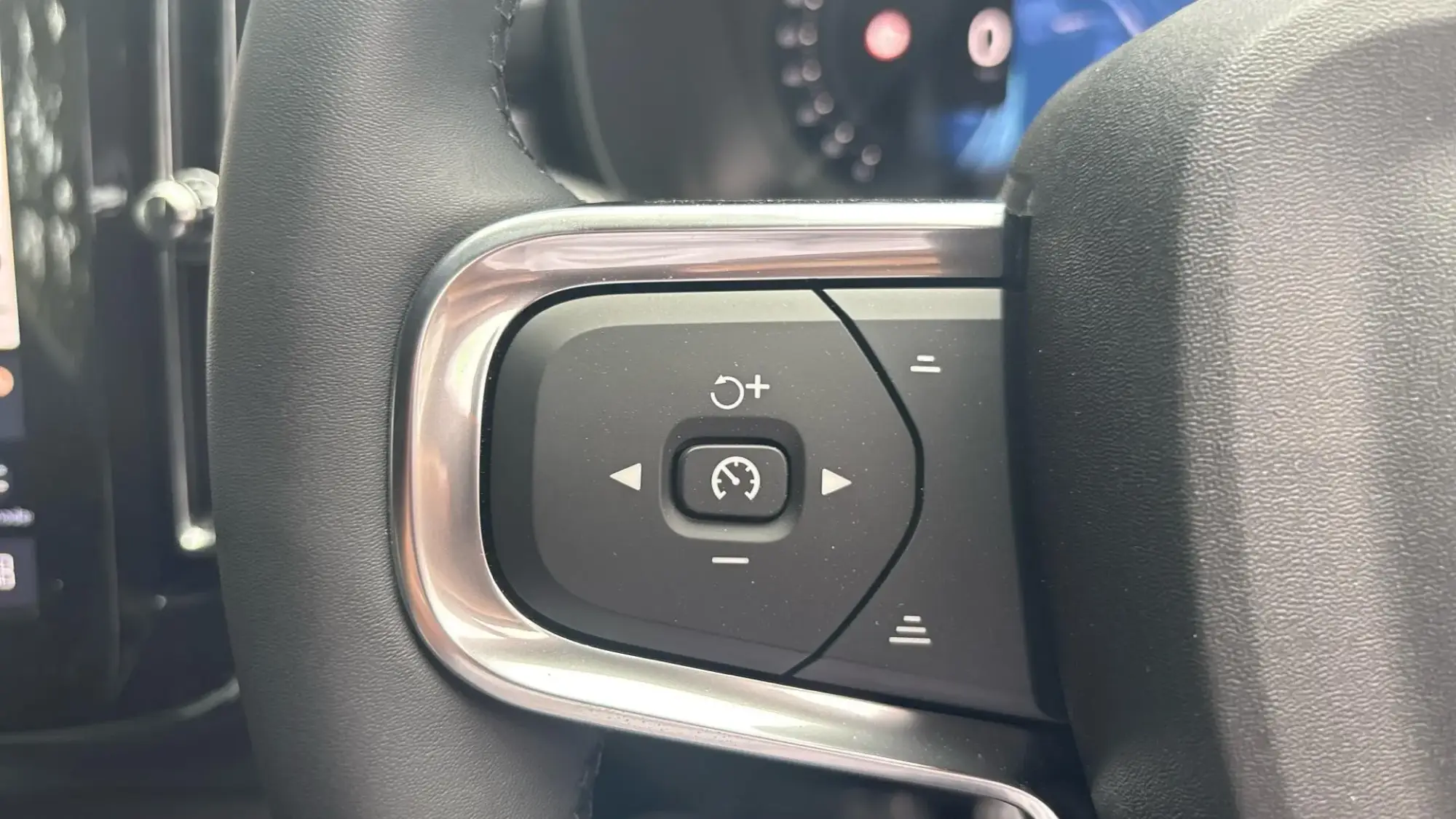 Volvo XC40 Image 33
