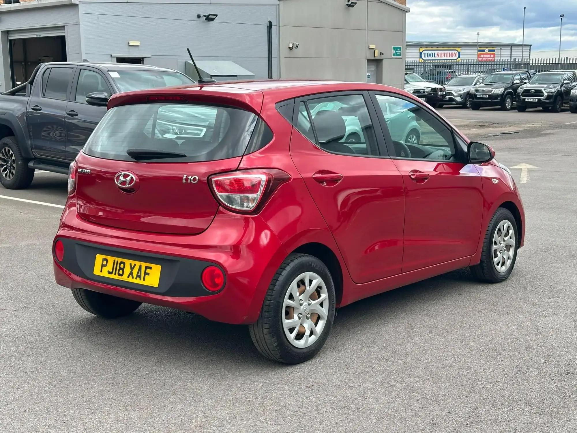 Hyundai i10 1.0 SE 5dr PJ18XAF Image 2