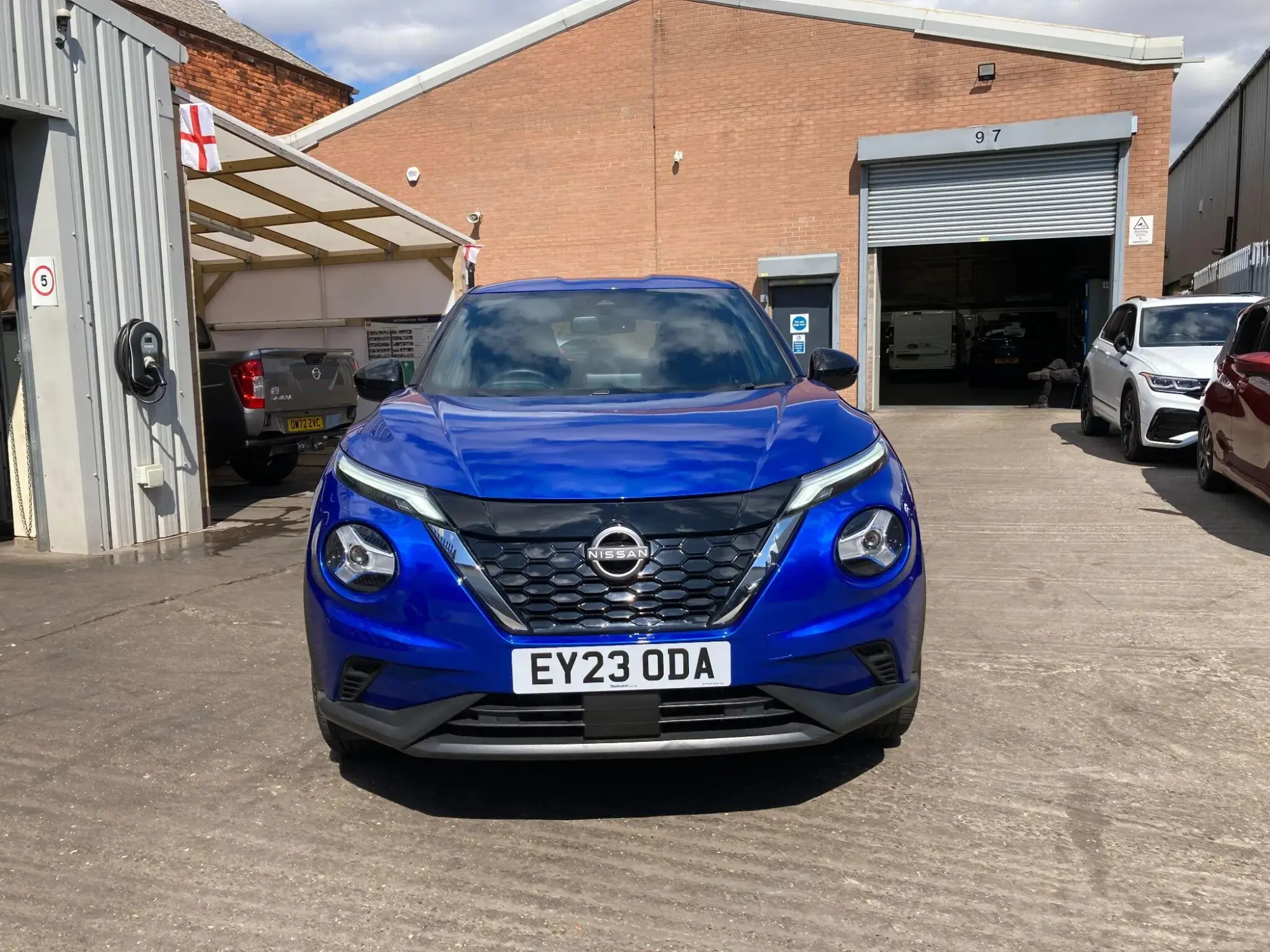 Used Nissan Juke Hybrid 1.6 N-Connecta Auto Euro 6 5dr - (EY23ODA)