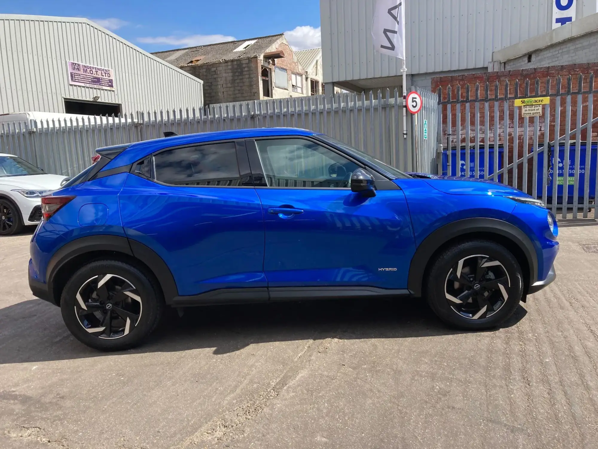 Nissan Juke Hybrid Image 7 Nissan Juke Hybrid Image 7