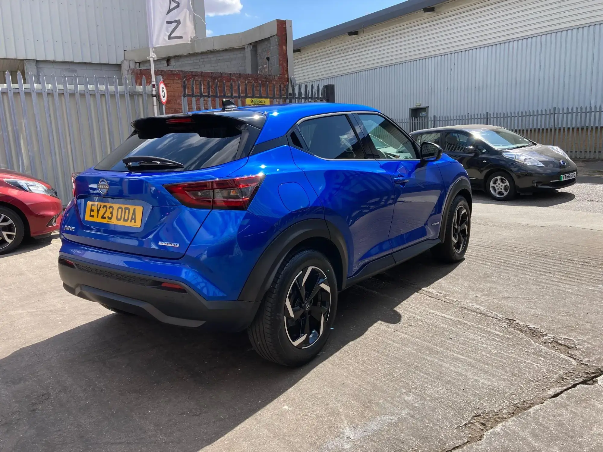 Nissan Juke Hybrid Image 8 Nissan Juke Hybrid Image 8