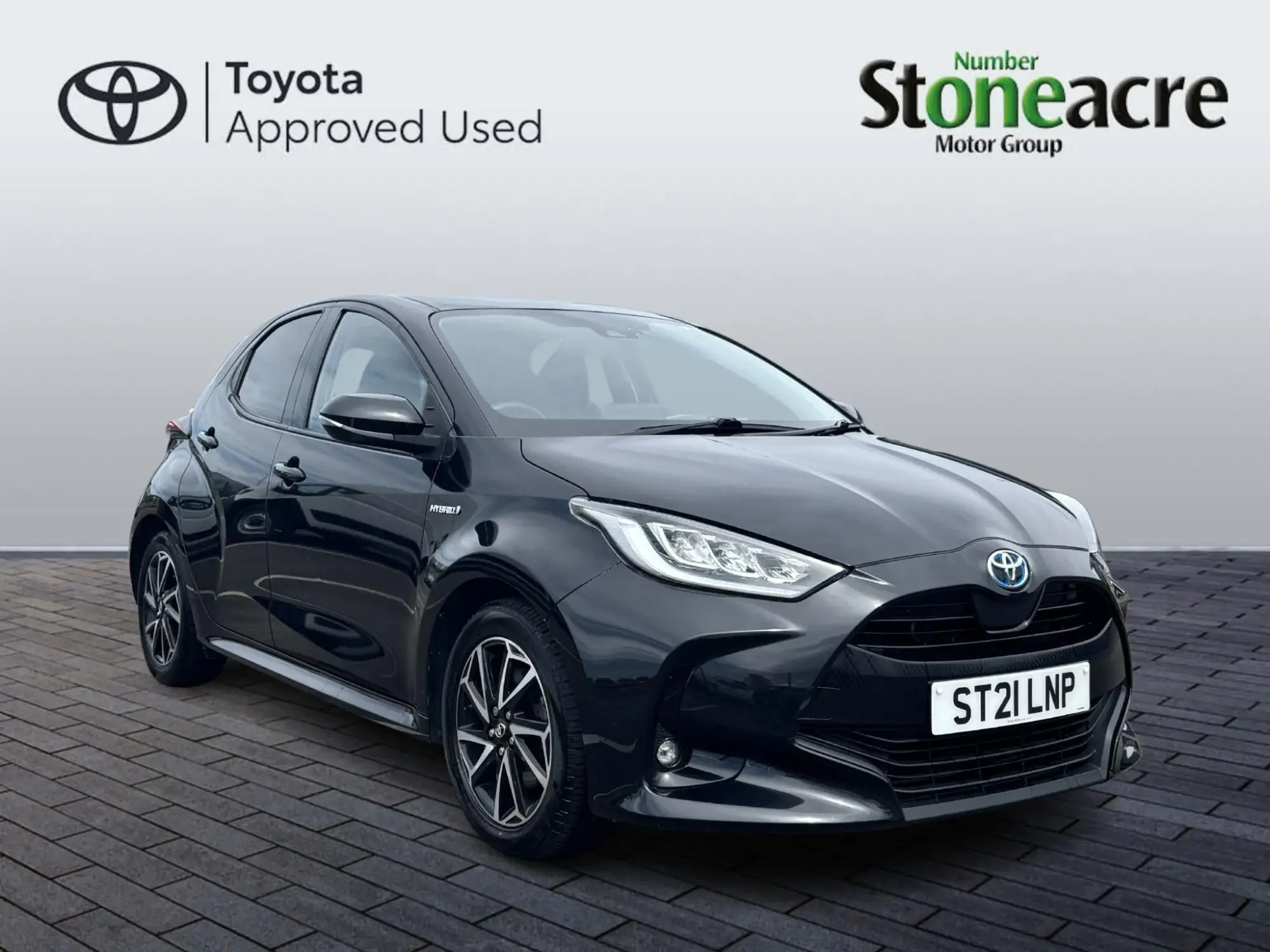 Toyota Yaris 1.5 Hybrid Design 5dr CVT ST21LNP Image 1