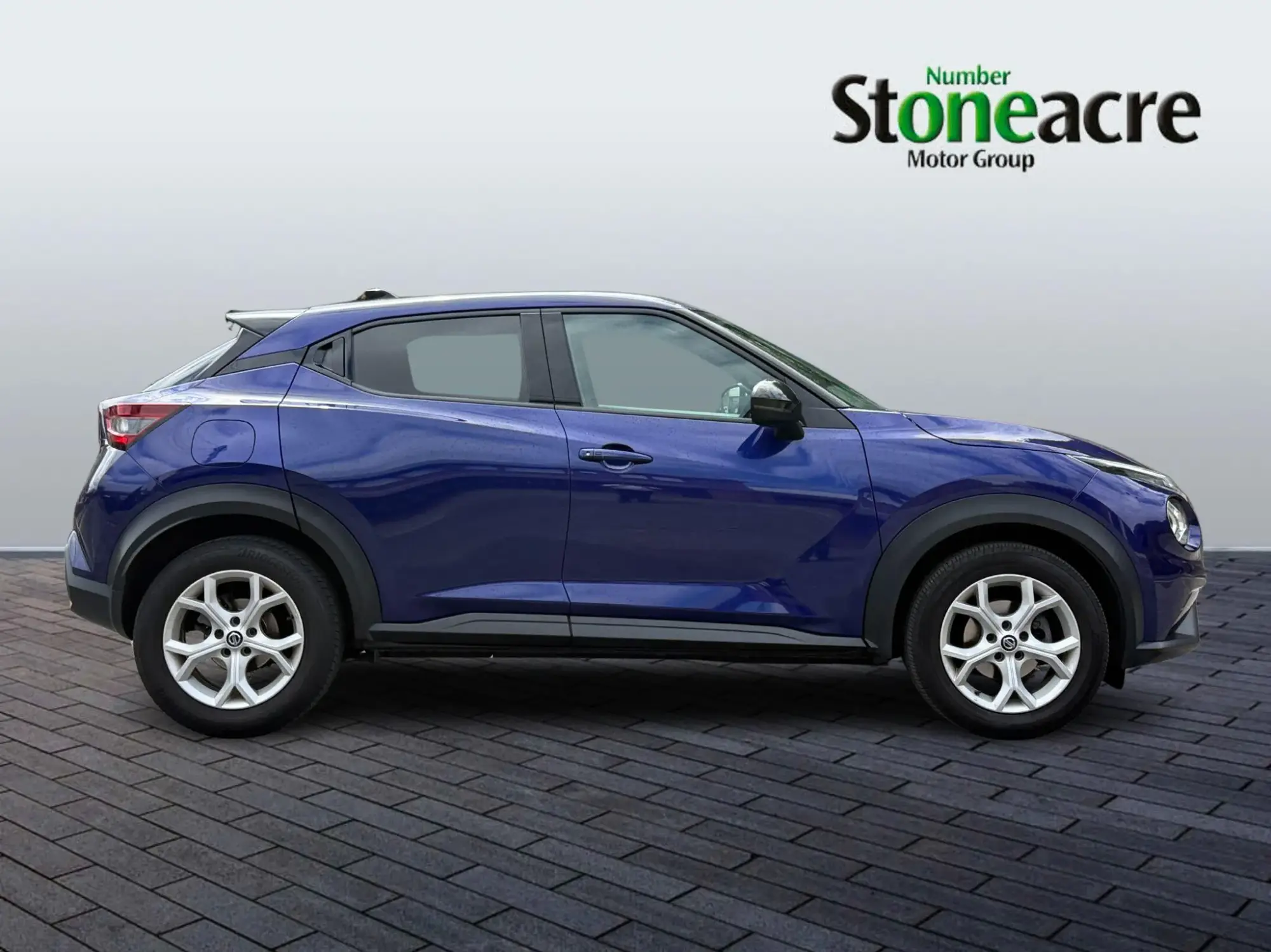Nissan Juke 1.0 DiG-T N-Connecta 5dr DCT MA21VKB Image 2