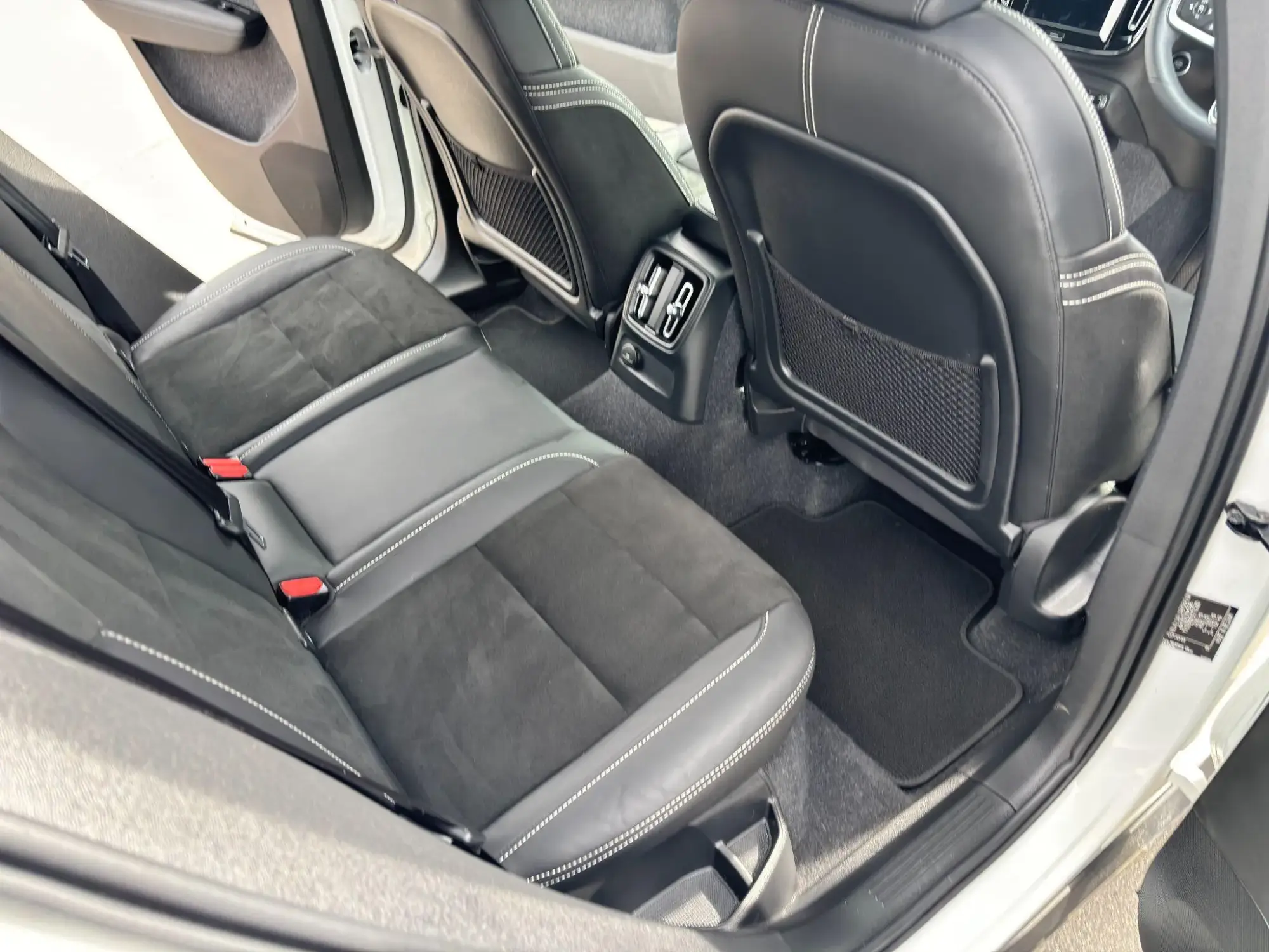 Volvo XC40 Recharge Image 12 Volvo XC40 Recharge Image 12