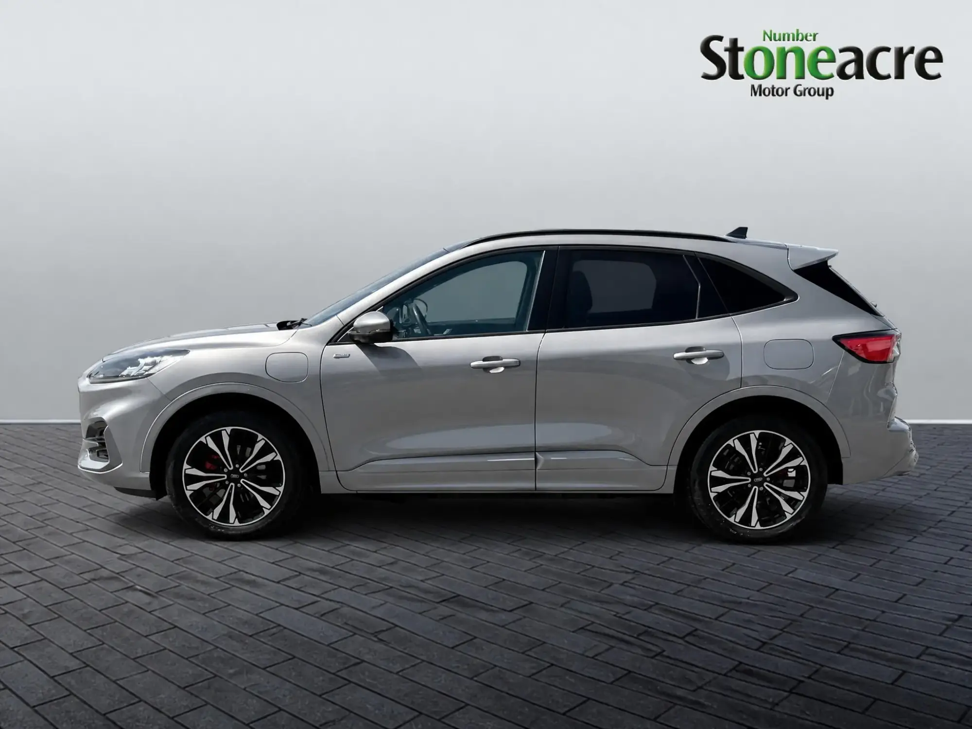 Ford Kuga Plug-In Hybrid Image 4 Ford Kuga Plug-In Hybrid Image 4