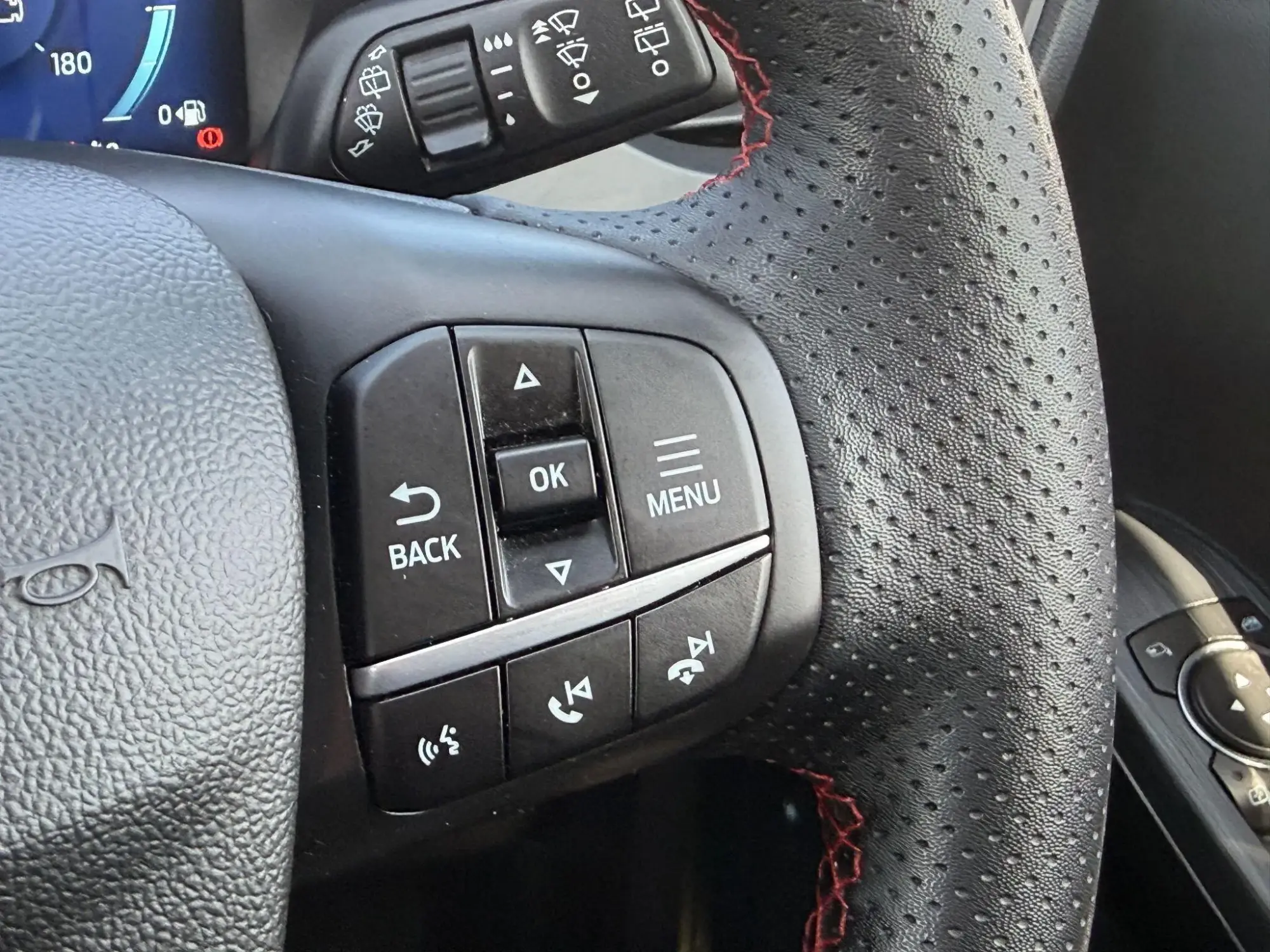 Ford Kuga Plug-In Hybrid Image 14 Ford Kuga Plug-In Hybrid Image 14