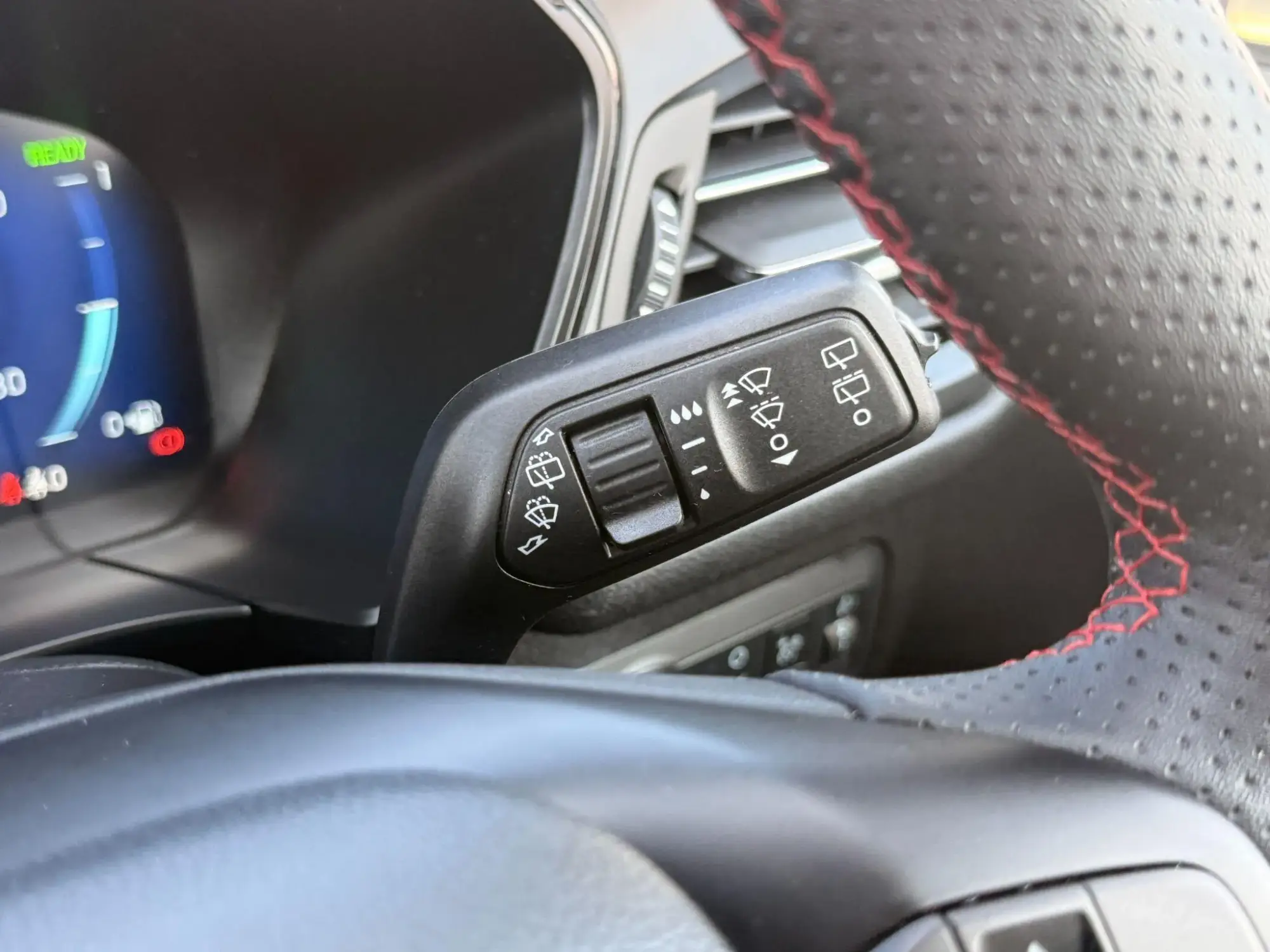 Ford Kuga Plug-In Hybrid Image 15 Ford Kuga Plug-In Hybrid Image 15