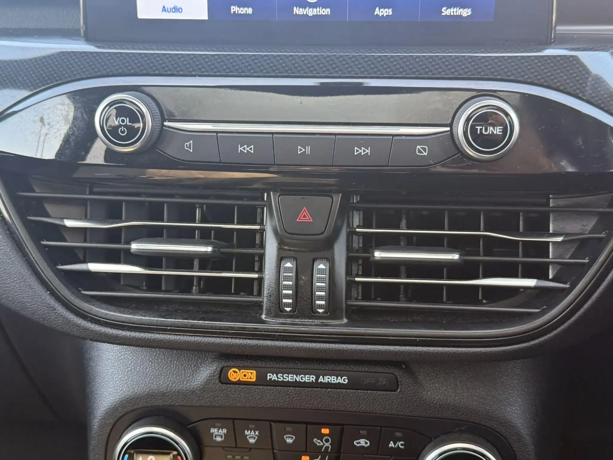 Ford Kuga Plug-In Hybrid Image 21 Ford Kuga Plug-In Hybrid Image 21