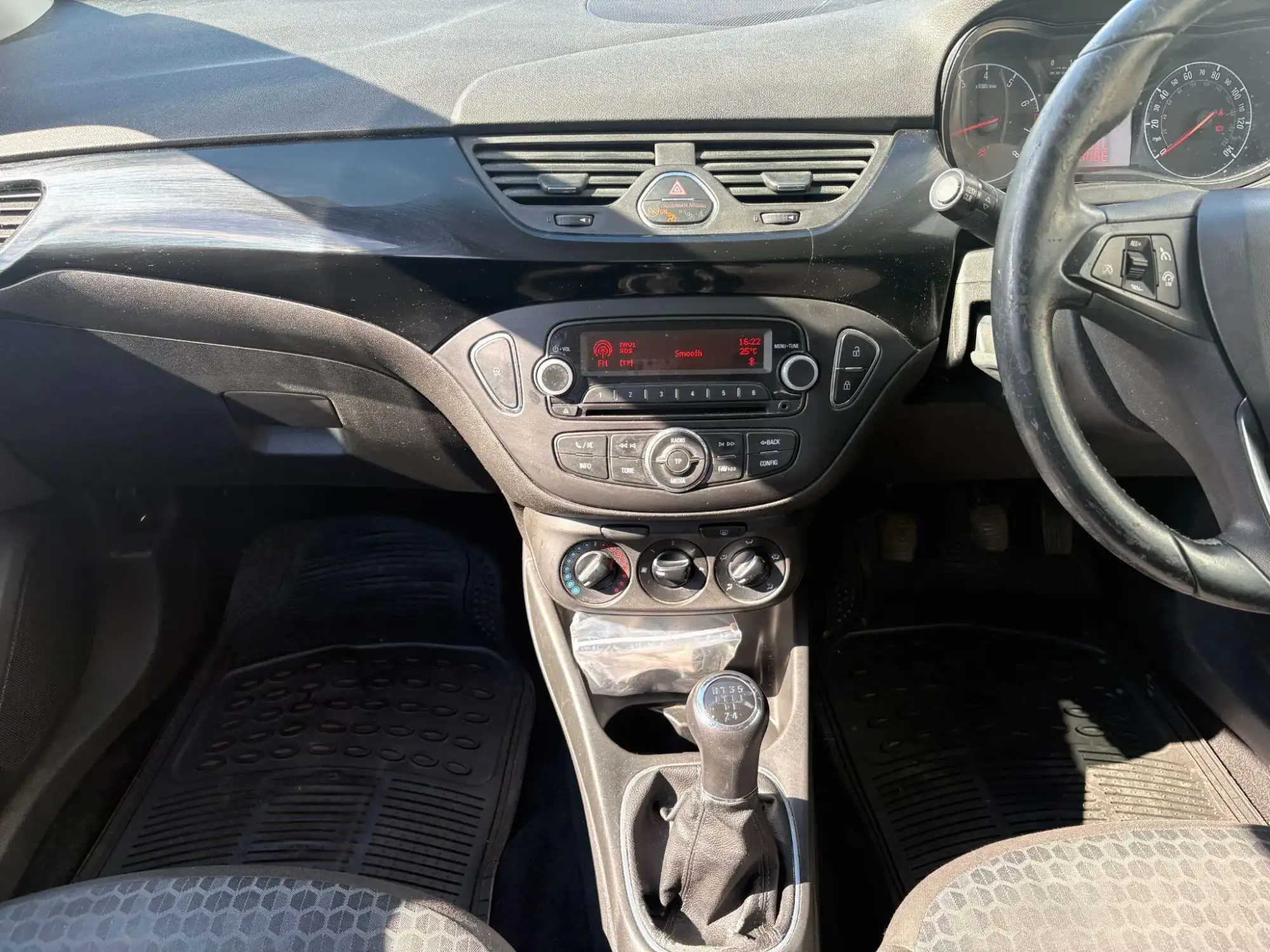 Vauxhall Corsa Image 18