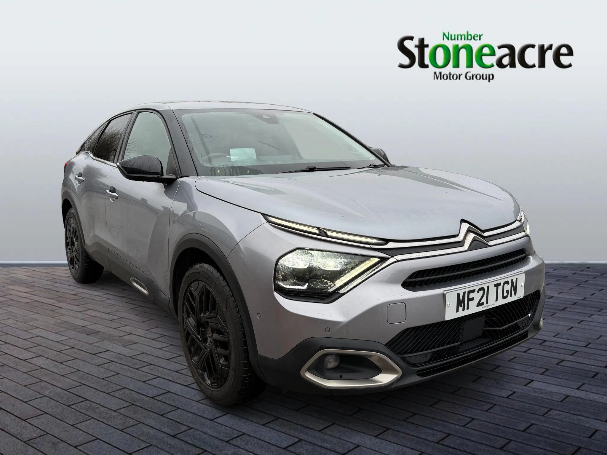 Citroen C4 listing photo