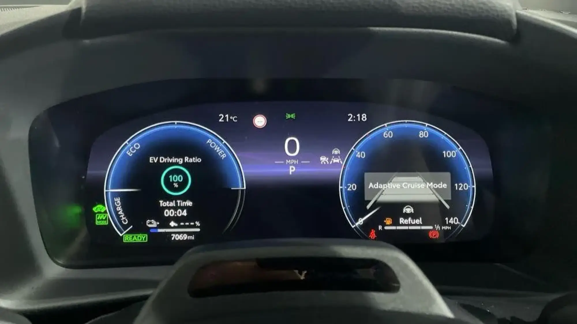 Toyota C-HR Plug-in Hybrid Image 15 Toyota C-HR Plug-in Hybrid Image 15