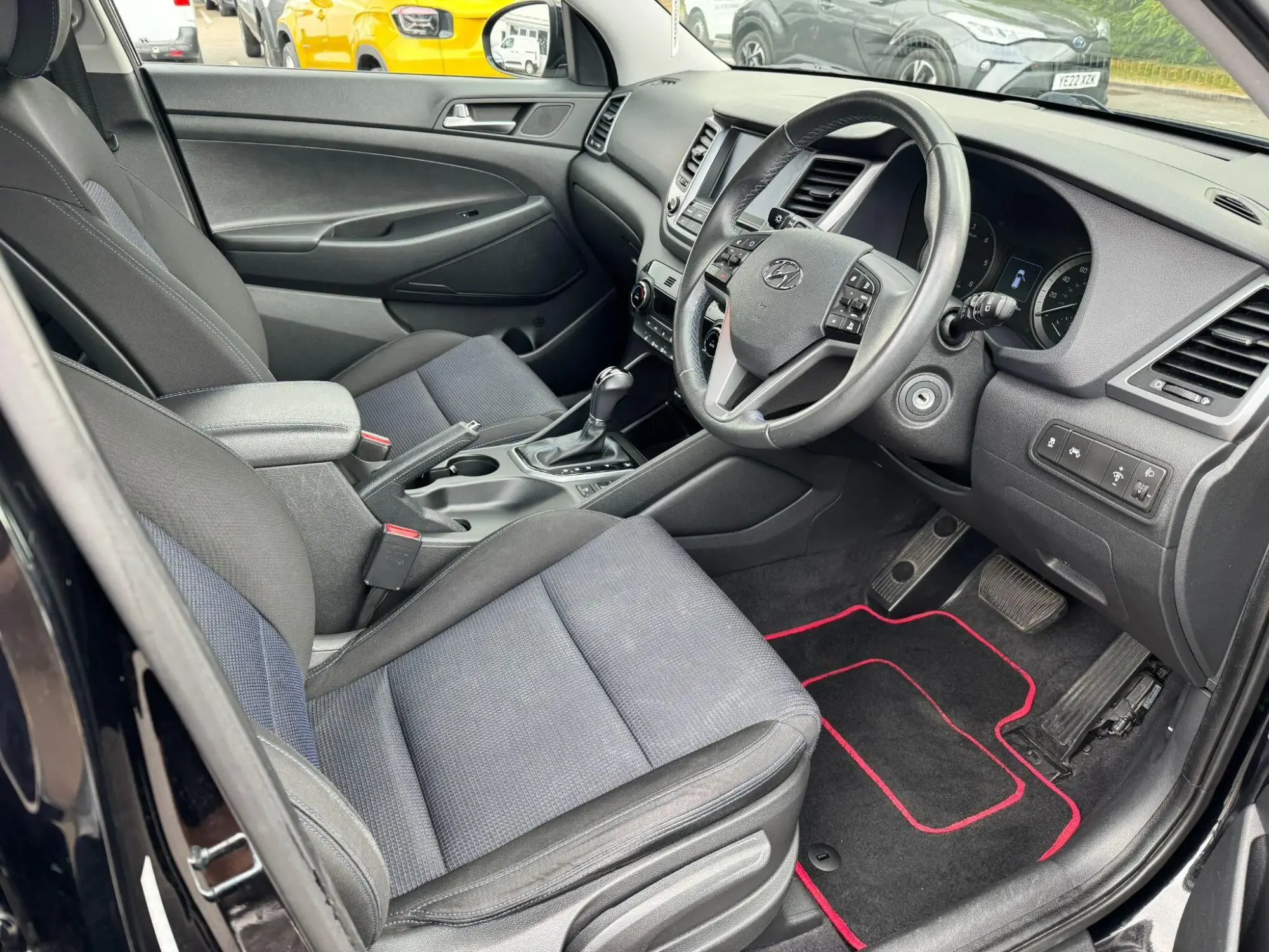 Hyundai TUCSON Image 11 Hyundai TUCSON Image 11