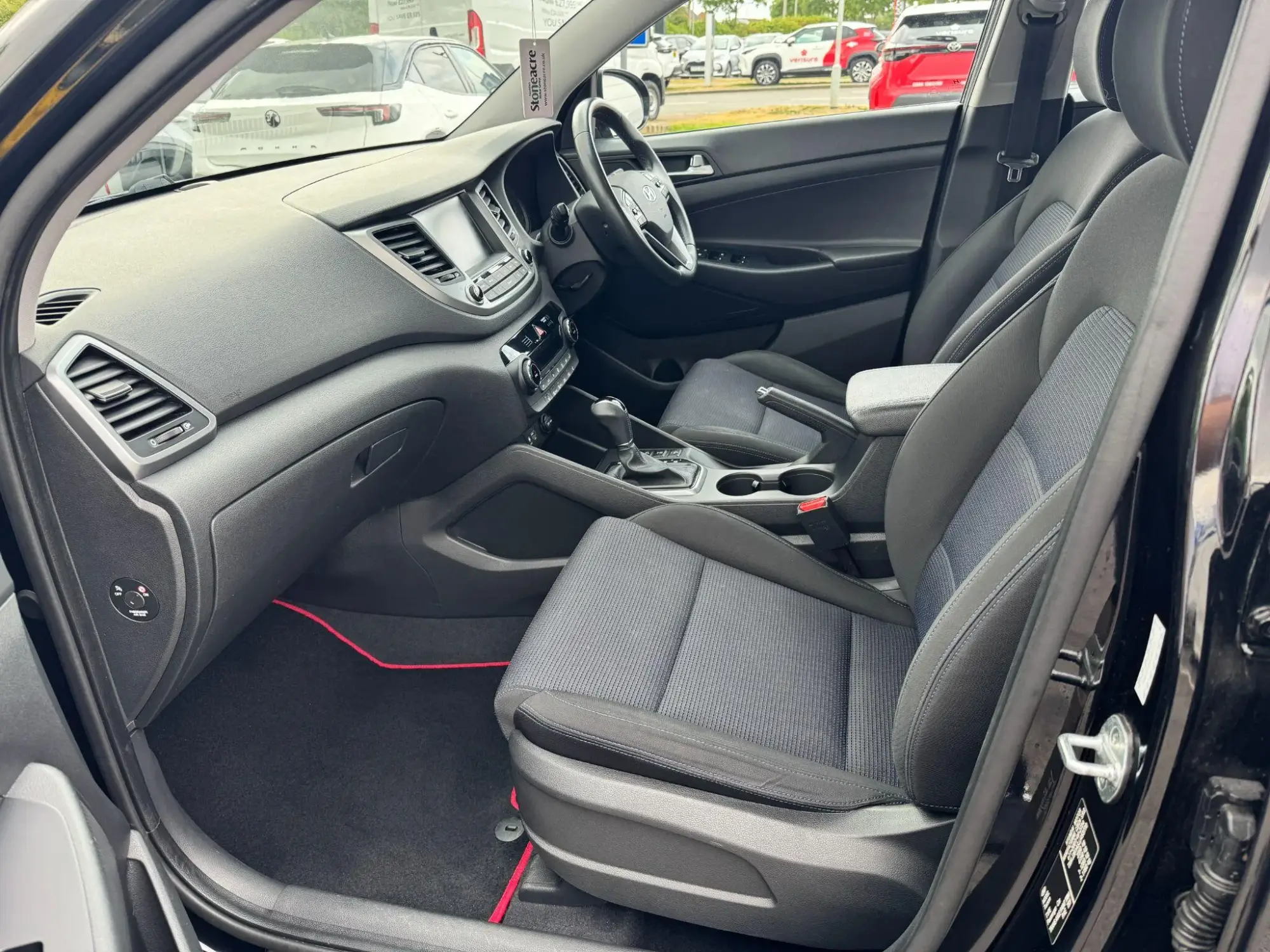 Hyundai TUCSON Image 14 Hyundai TUCSON Image 14