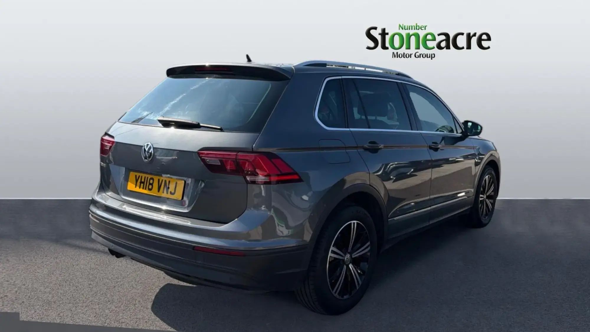 Volkswagen Tiguan 1.4 TSI SE Navigation Euro 6 (s/s) 5dr YH18VNJ Image 2