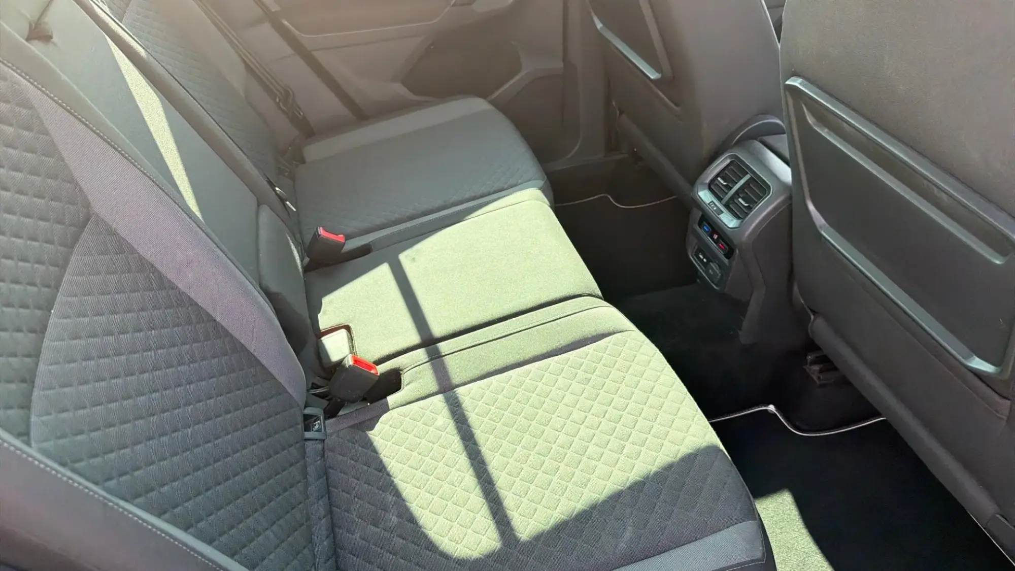 Volkswagen Tiguan Image 6