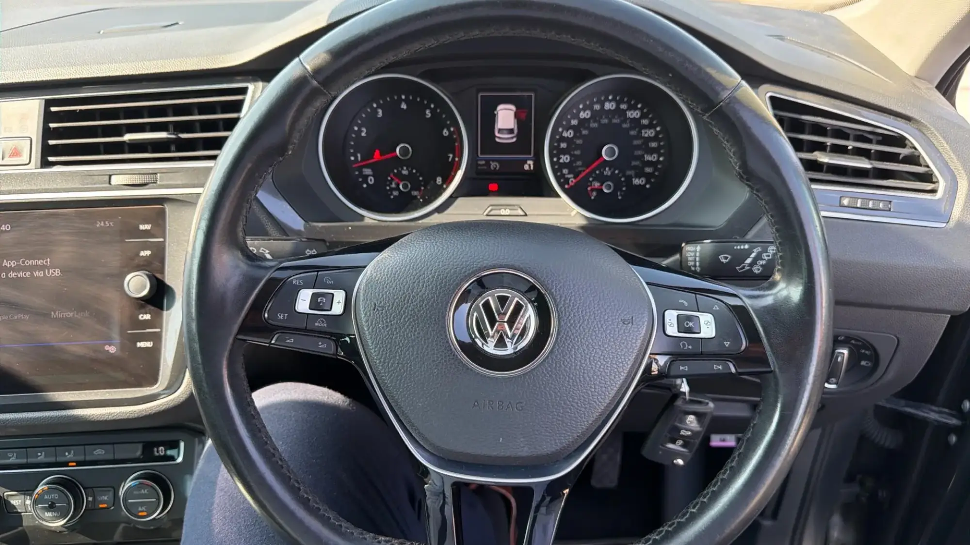 Volkswagen Tiguan Image 10