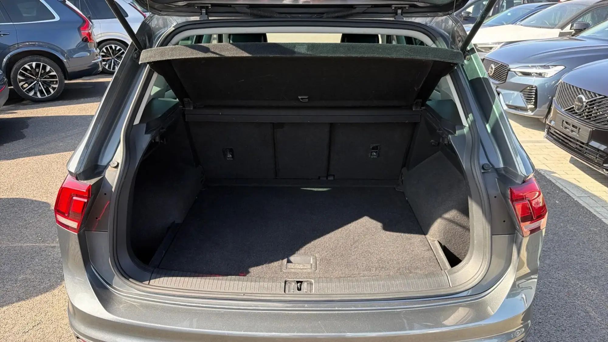 Volkswagen Tiguan Image 13