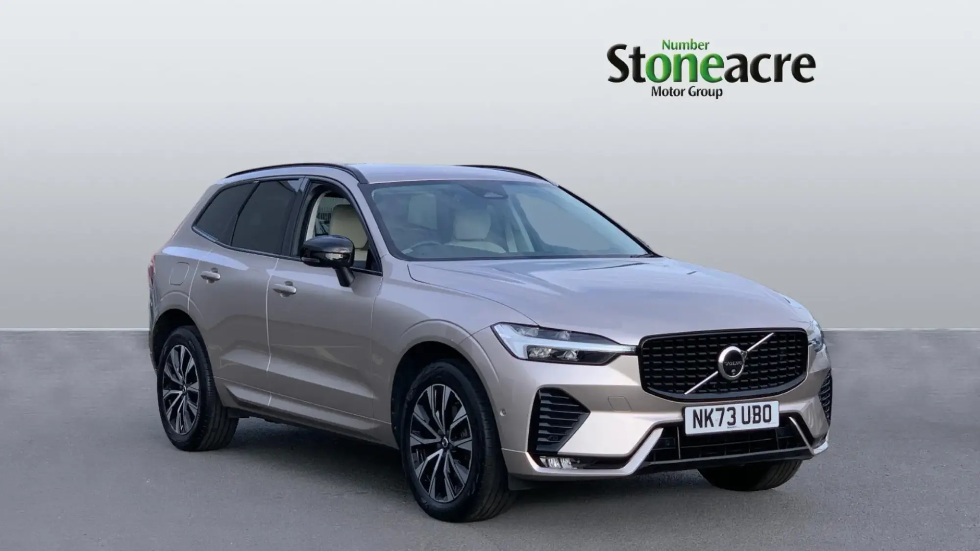 Volvo XC60 Plus (Dark) B4 AWD mild hybrid (Diesel) NK73UBO Image 1