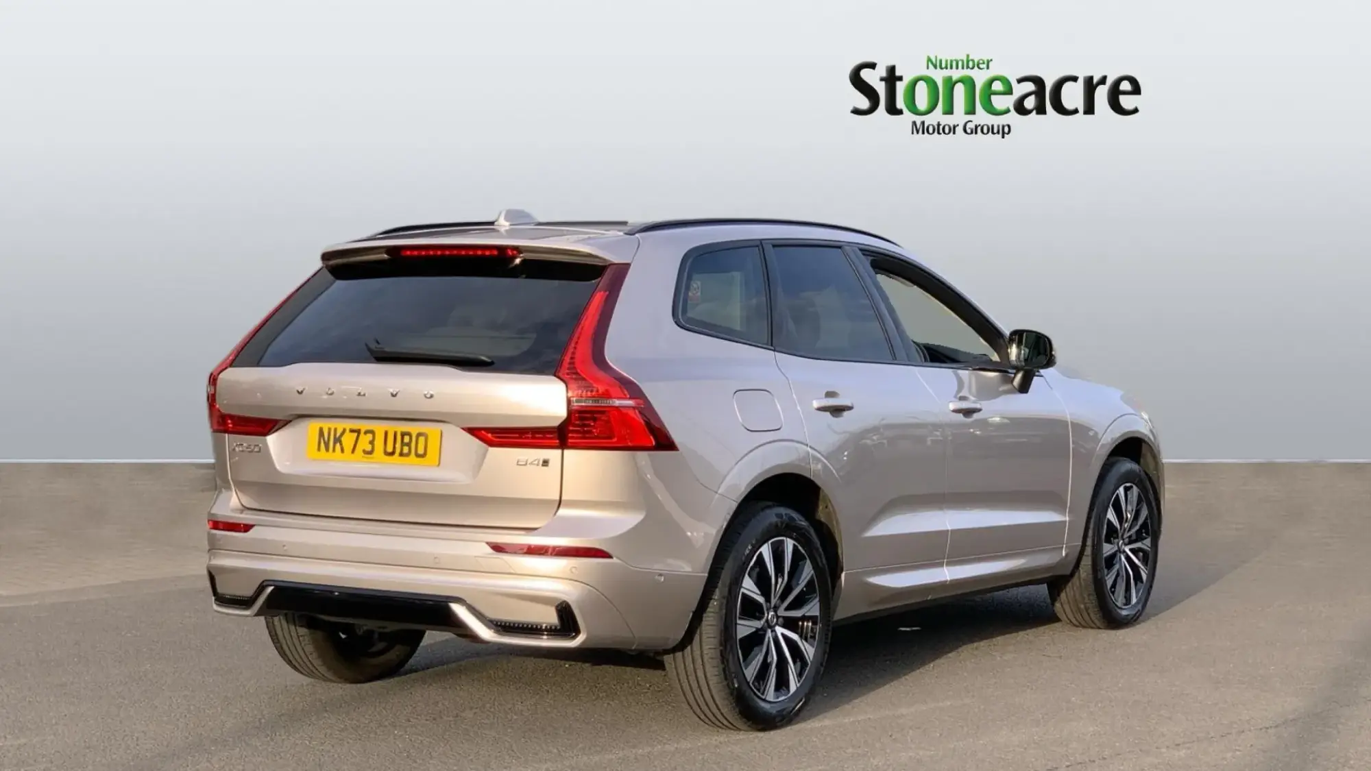 Volvo XC60 Plus (Dark) B4 AWD mild hybrid (Diesel) NK73UBO Image 2