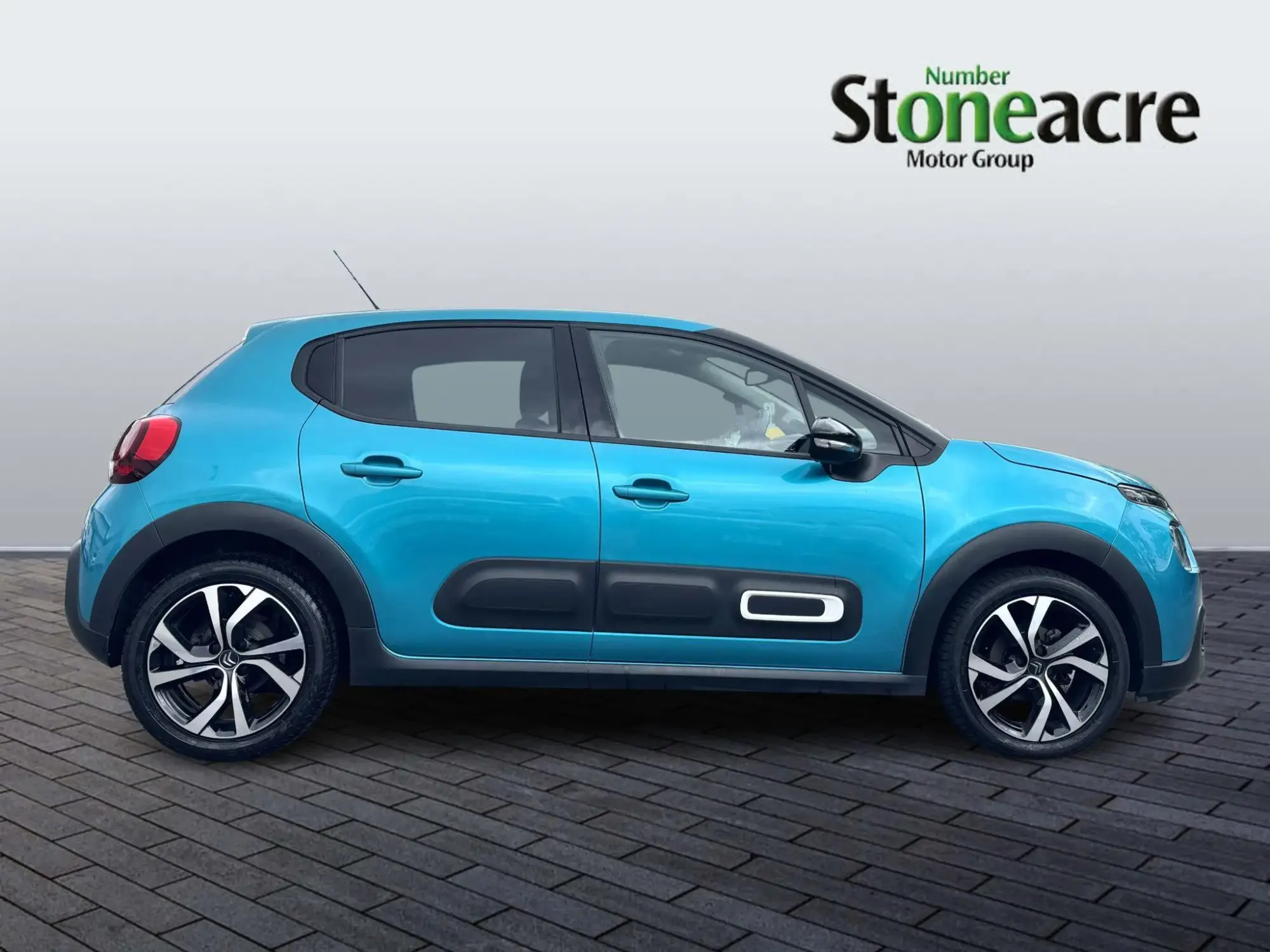 Citroen C3 1.2 PureTech Shine Plus Euro 6 (s/s) 5dr NX72ZPM Image 2