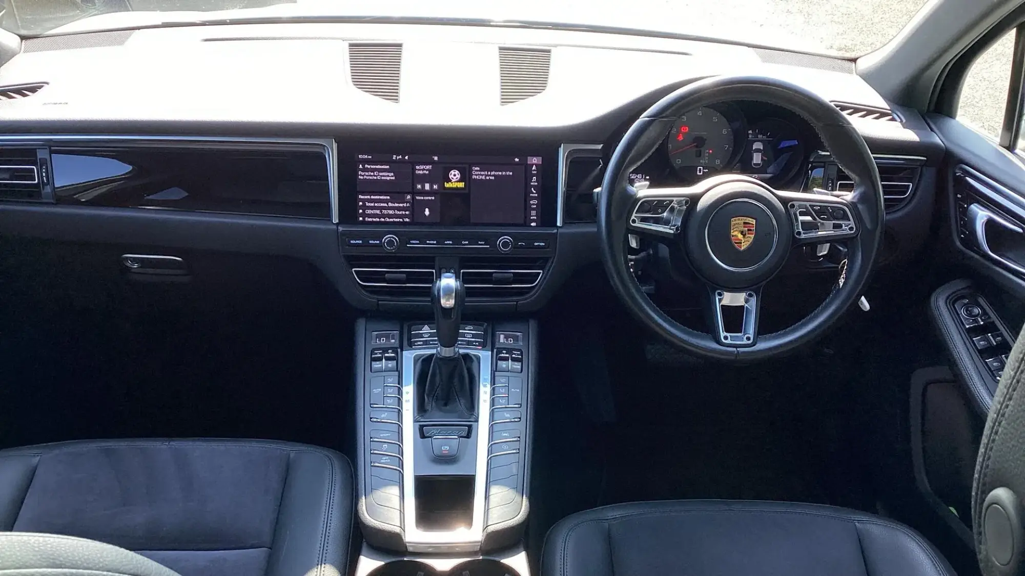 Porsche Macan Image 5 Porsche Macan Image 5