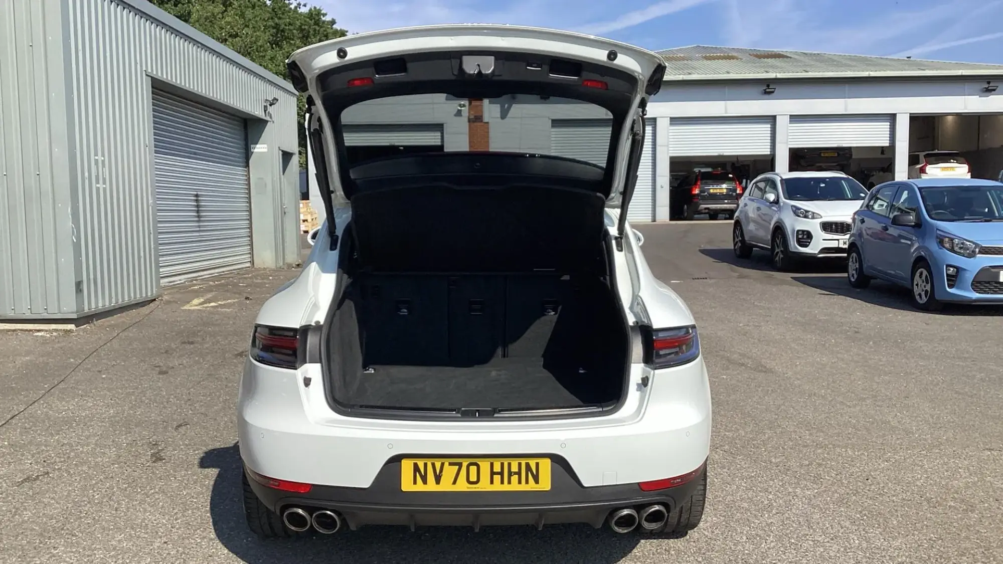 Porsche Macan Image 13 Porsche Macan Image 13
