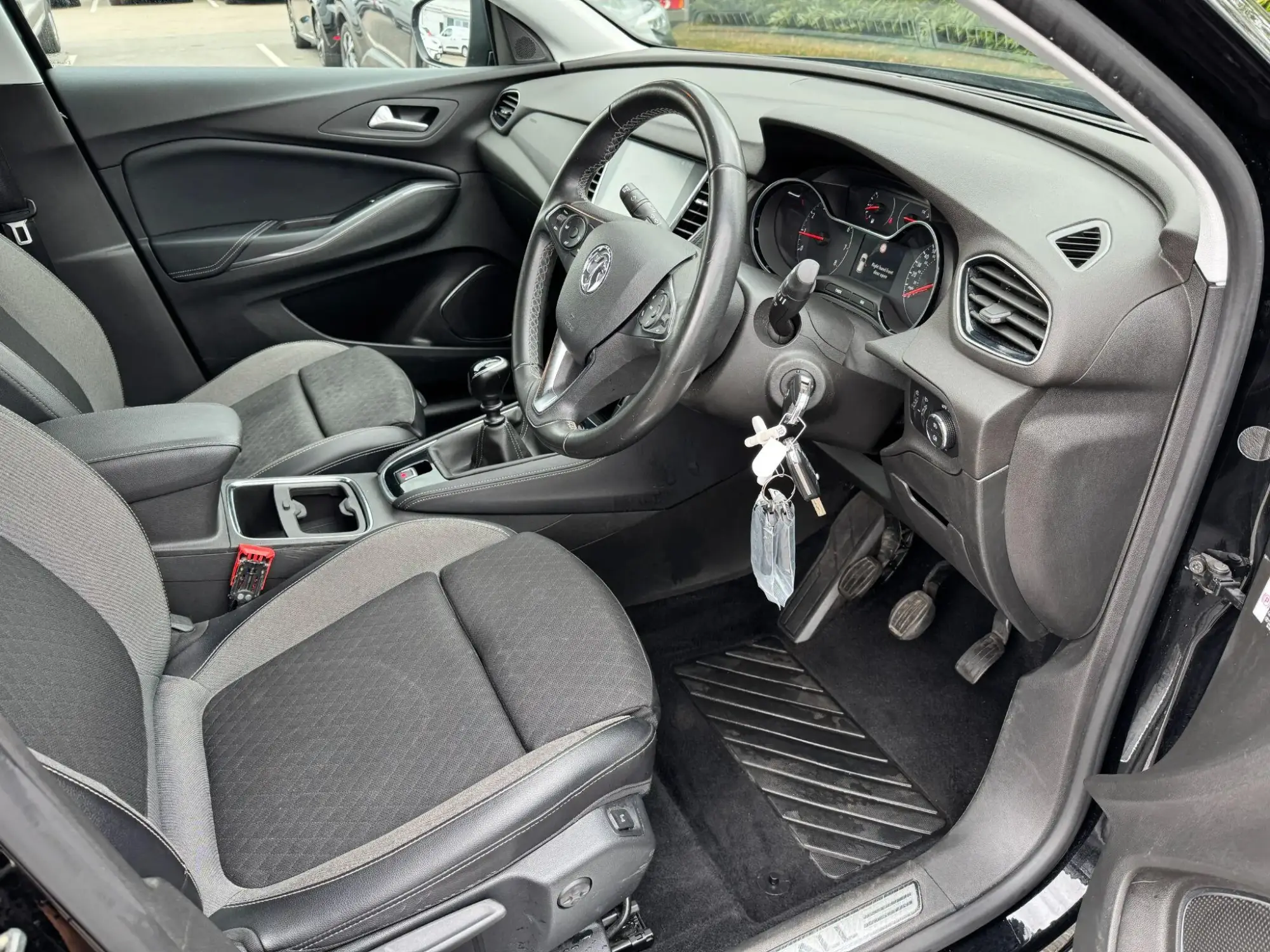 Vauxhall Grandland X Image 11 Vauxhall Grandland X Image 11
