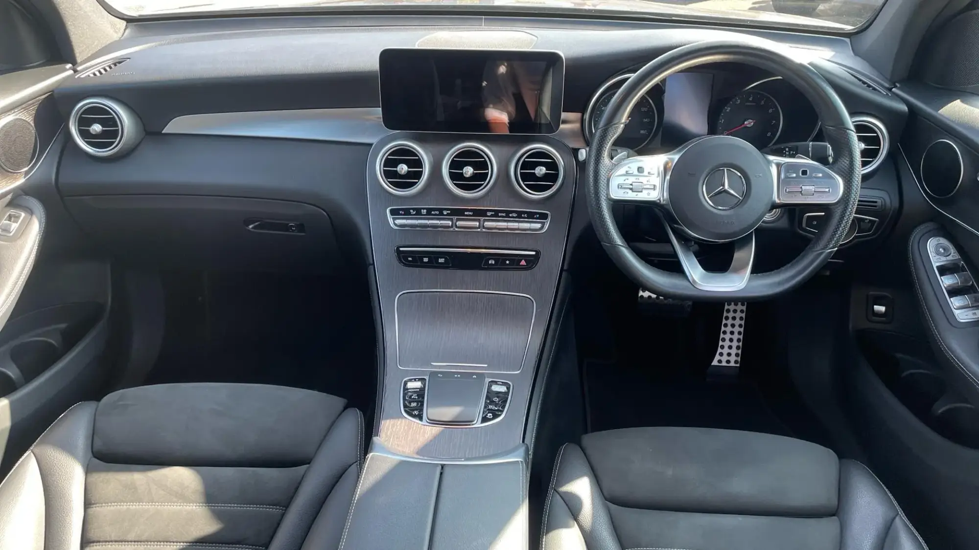 Mercedes-Benz GLC Image 5 Mercedes-Benz GLC Image 5