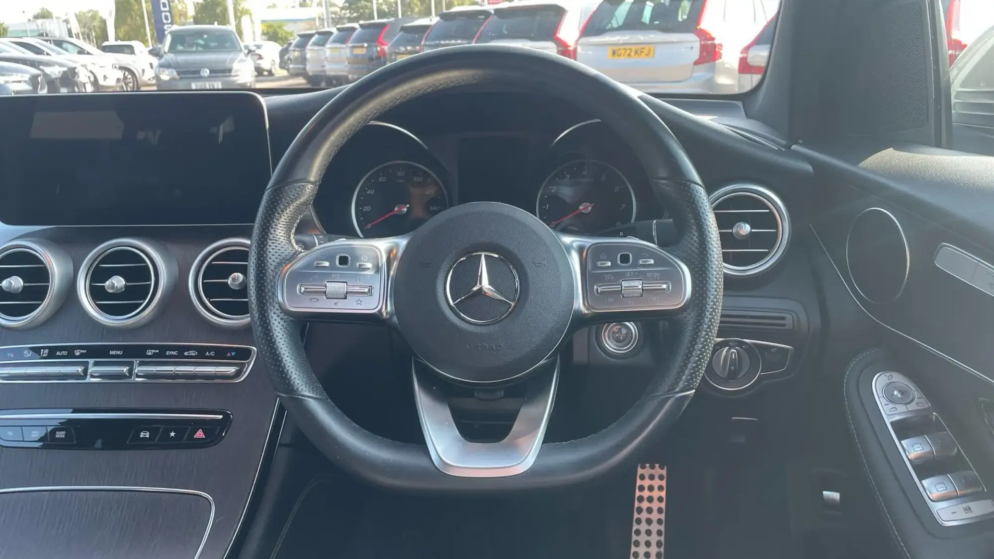 Mercedes-Benz GLC Image 10 Mercedes-Benz GLC Image 10