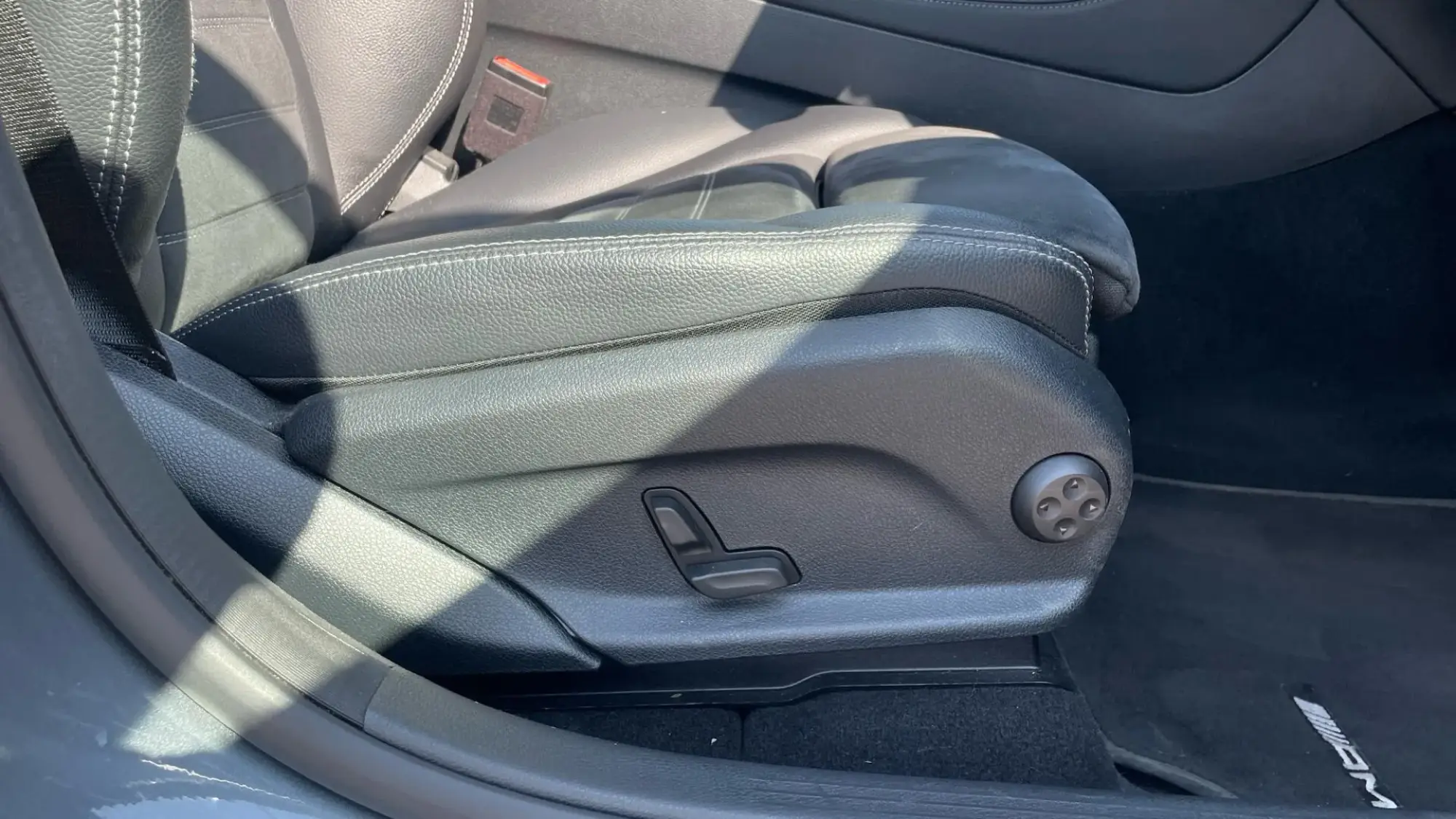 Mercedes-Benz GLC Image 27 Mercedes-Benz GLC Image 27