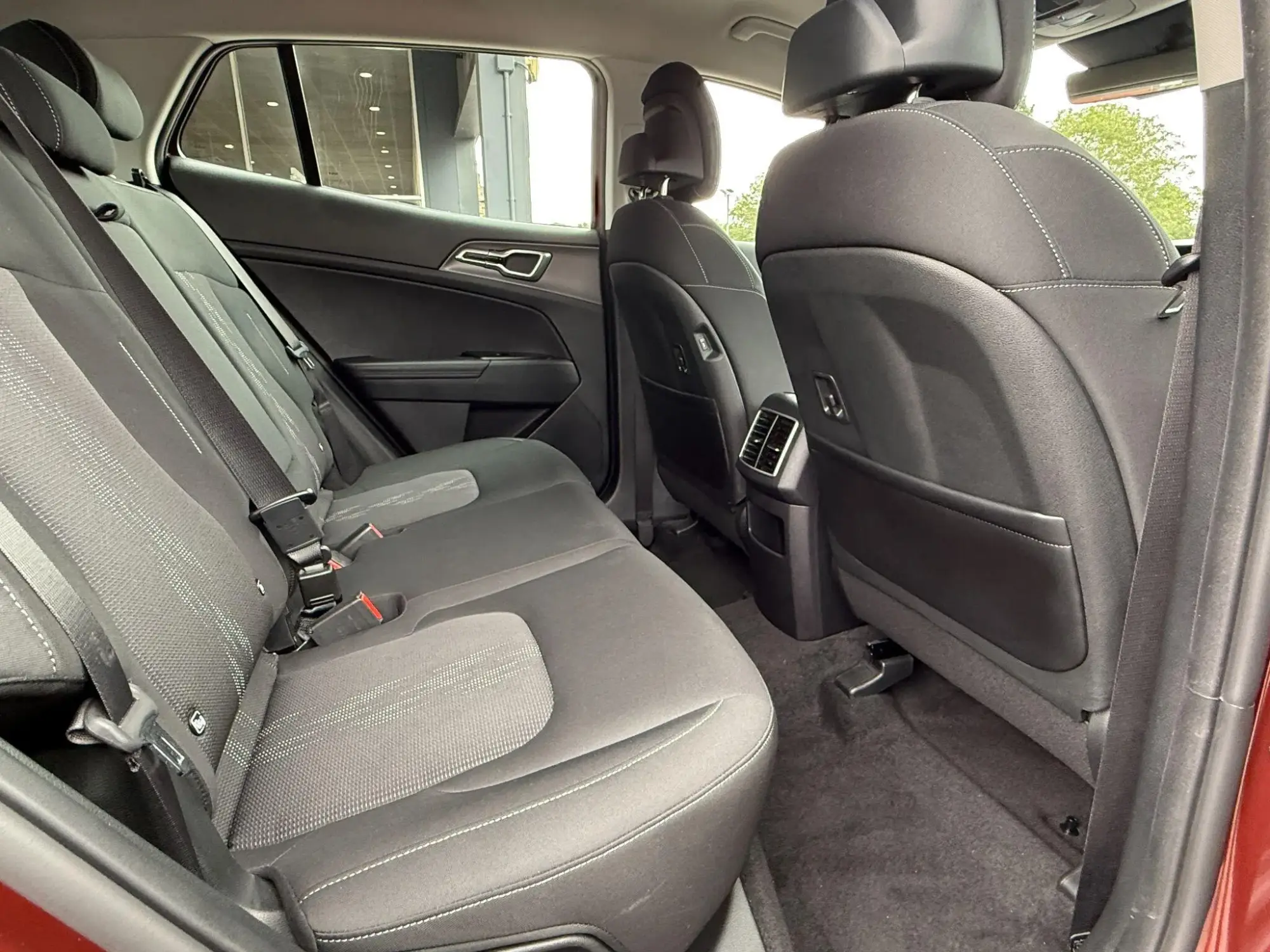 Kia Sportage Image 16 Kia Sportage Image 16