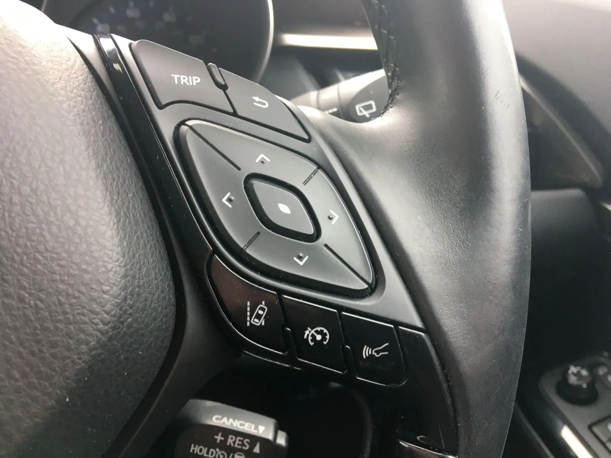 Toyota C-HR Self-Charging Hybrid Image 21 Toyota C-HR Self-Charging Hybrid Image 21