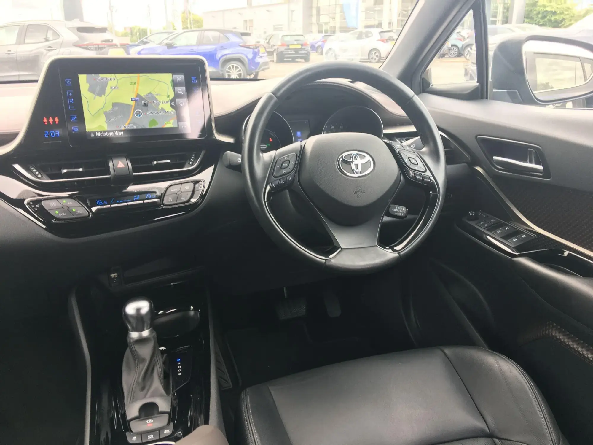 Toyota C-HR Self-Charging Hybrid Image 12 Toyota C-HR Self-Charging Hybrid Image 12