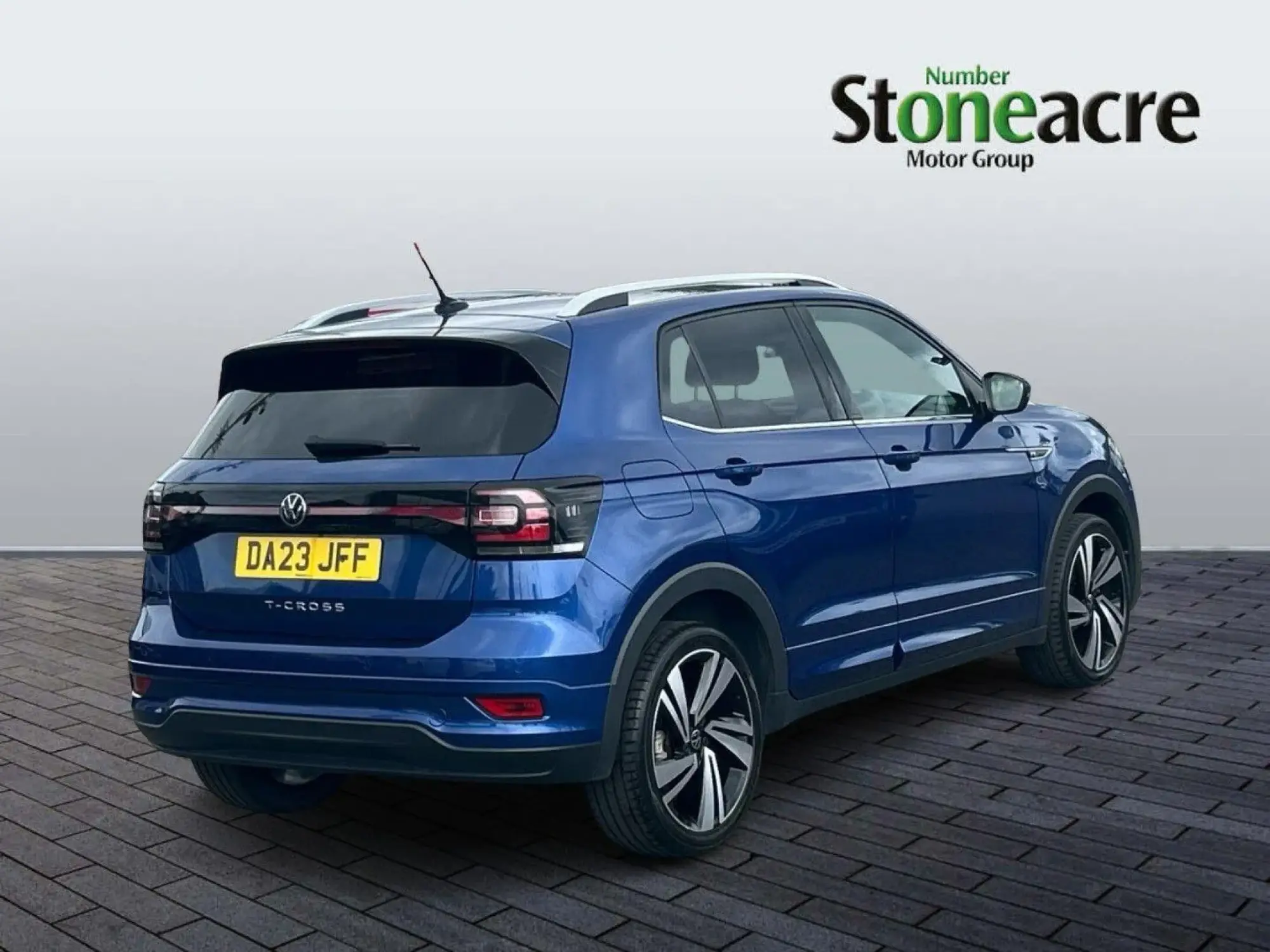 Volkswagen T-Cross 1.0 TSI R-Line DSG Euro 6 (s/s) 5dr DA23JFF Image 3