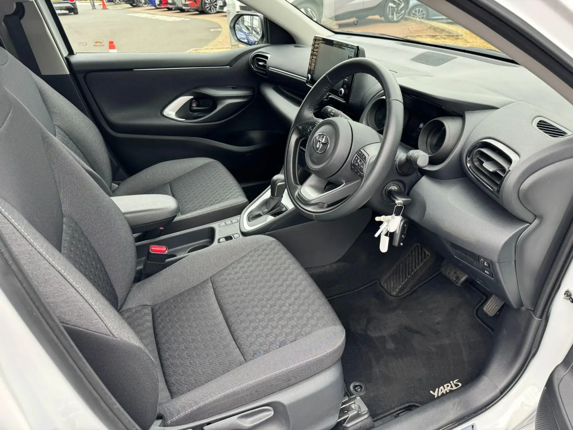Toyota Yaris Image 11 Toyota Yaris Image 11