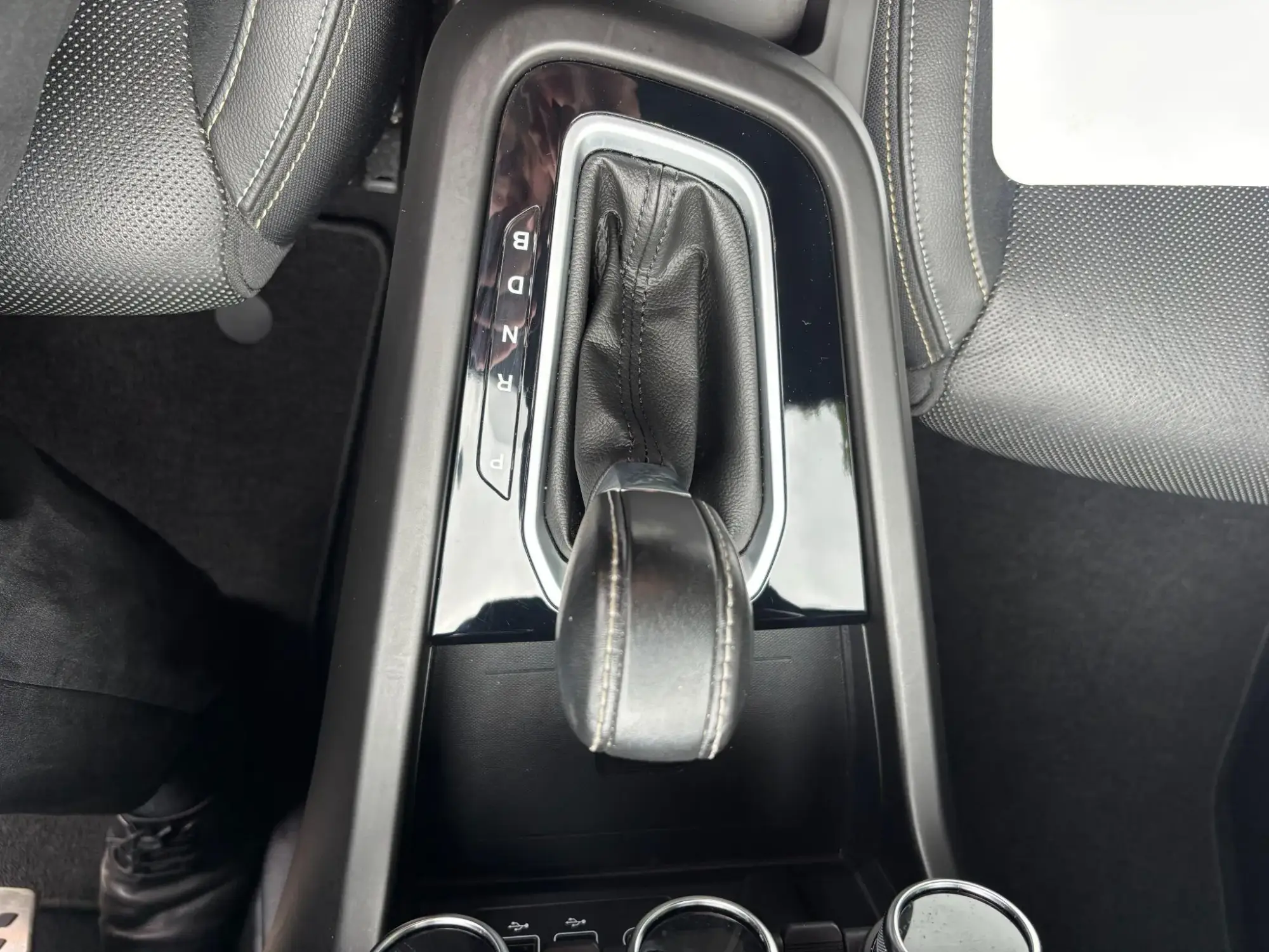 Renault Arkana E-Tech Image 30 Renault Arkana E-Tech Image 30