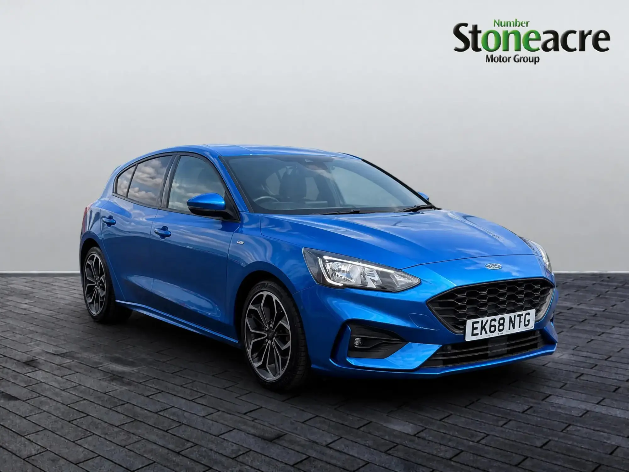 Ford Focus 1.0T EcoBoost ST-Line X Hatchback 5dr Petrol Manual Euro 6 (s/s) (125 ps) EK68NTG Image 1